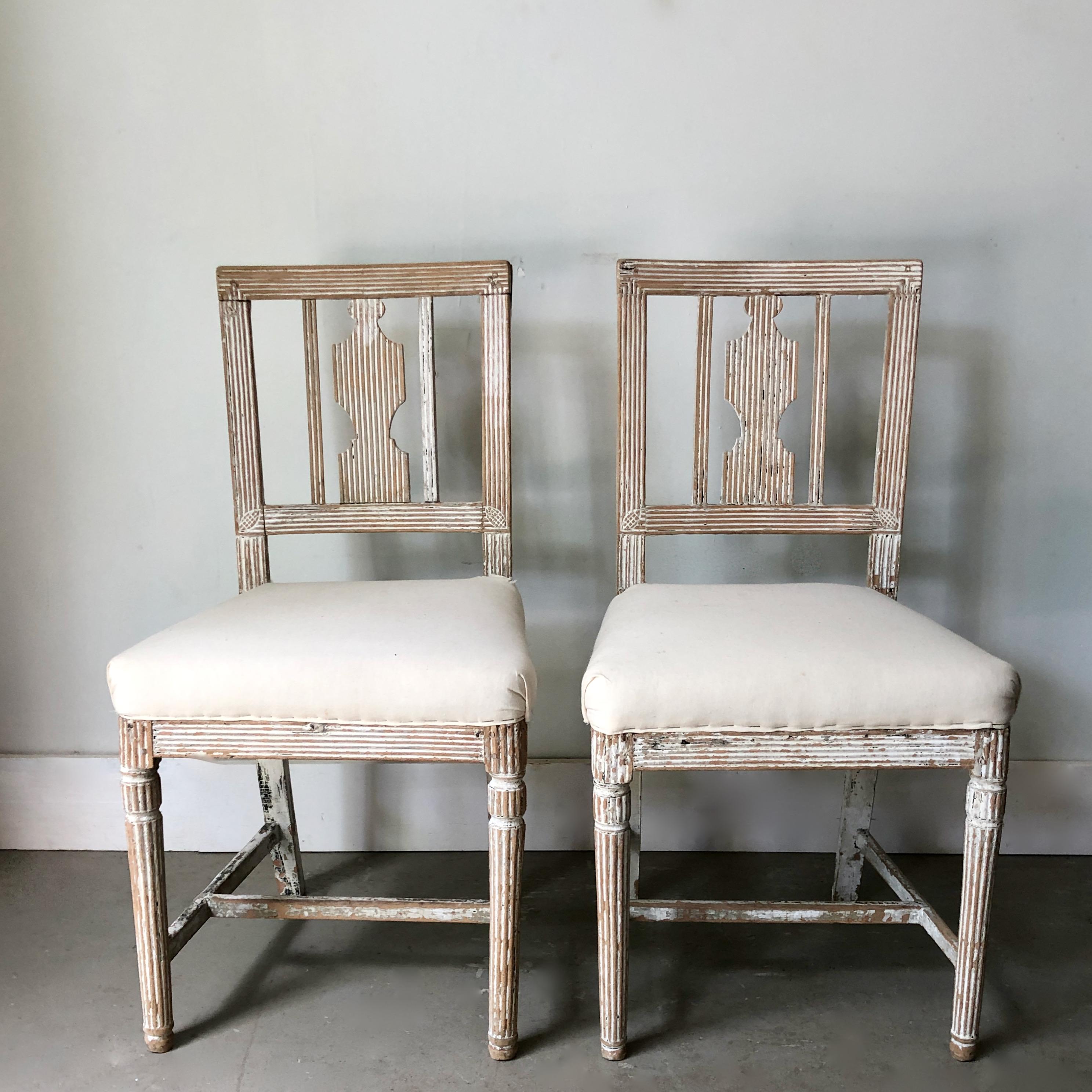 Hand-Carved Pair of 19th Century Swedish Gustavian Period Side Chairs
