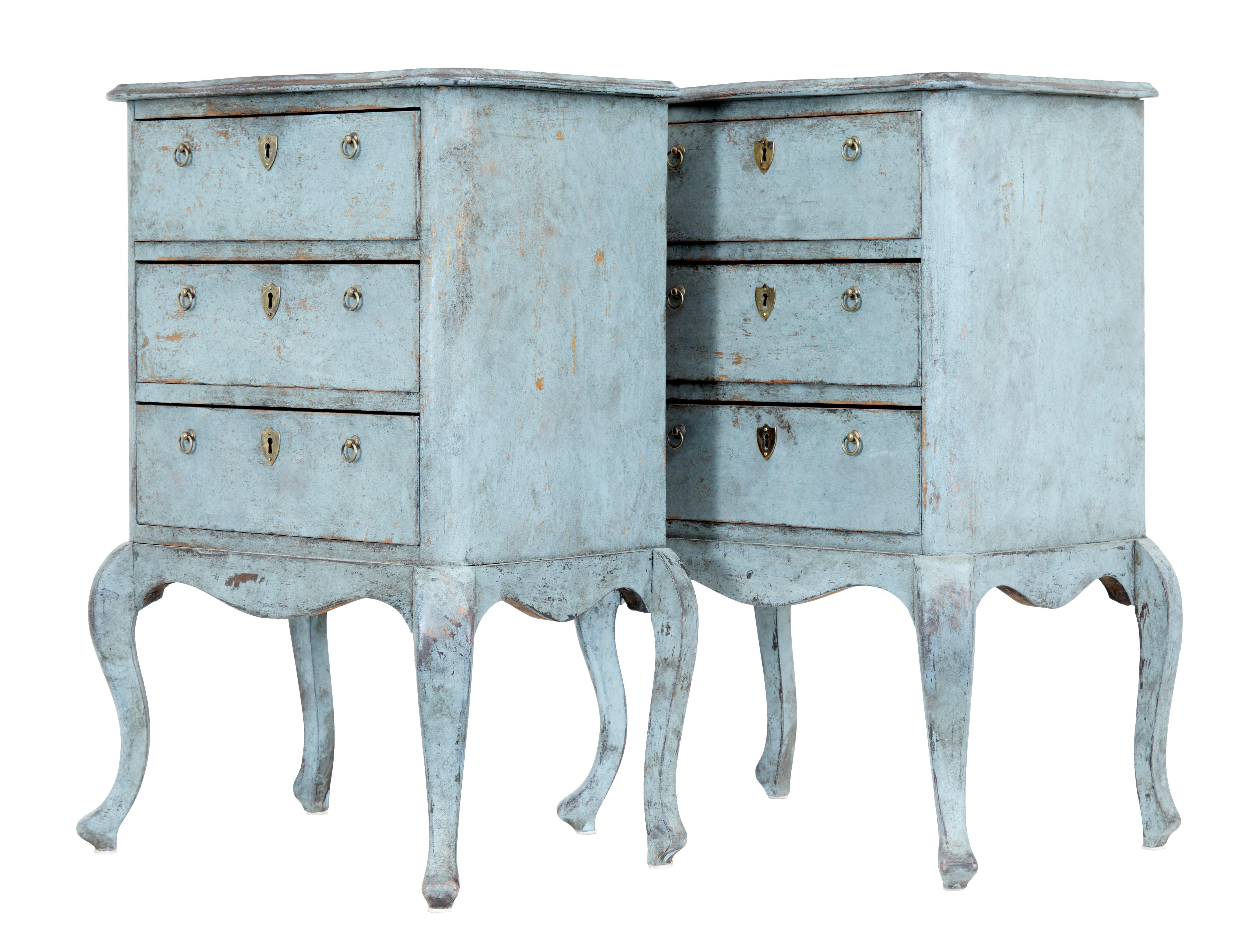 Pine Pair of 19th Century Swedish Painted Chest of Drawers