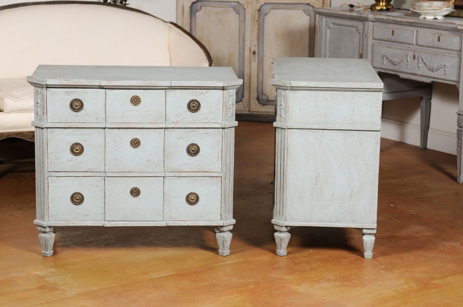 Pair of 19th Century Swedish Painted Wood Breakfront Chests with Three Drawers 6