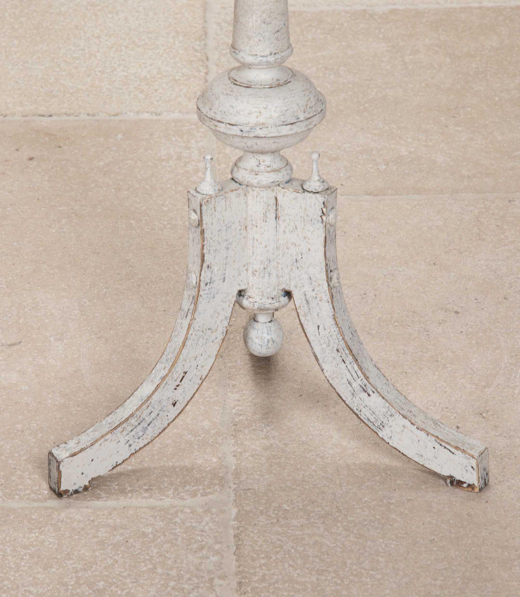 Coppia di tavoli con piedistallo svedesi del XIX secolo In condizioni buone in vendita a Gloucestershire, GB