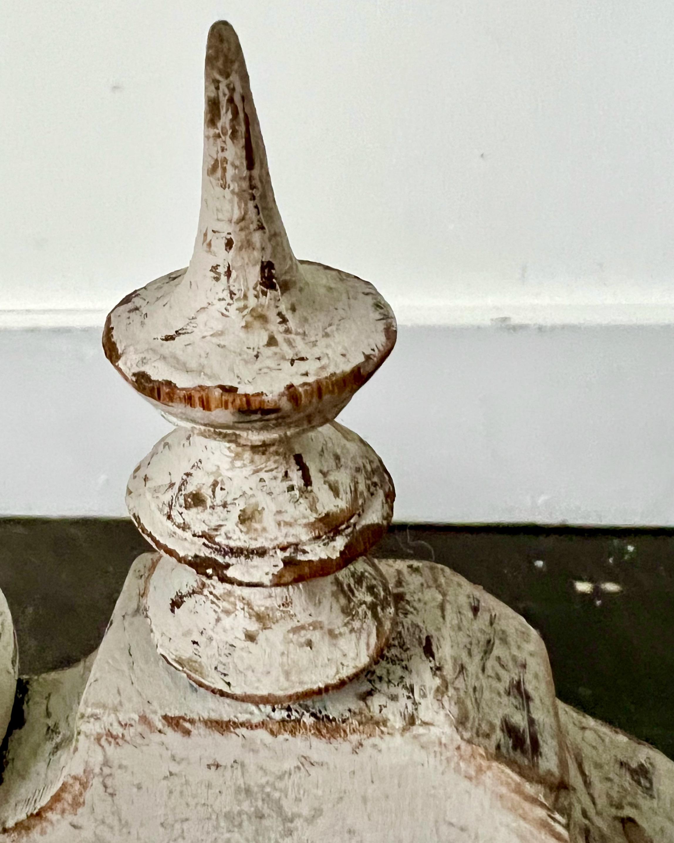 Pareja de mesas suecas de pedestal del siglo XIX en venta 2