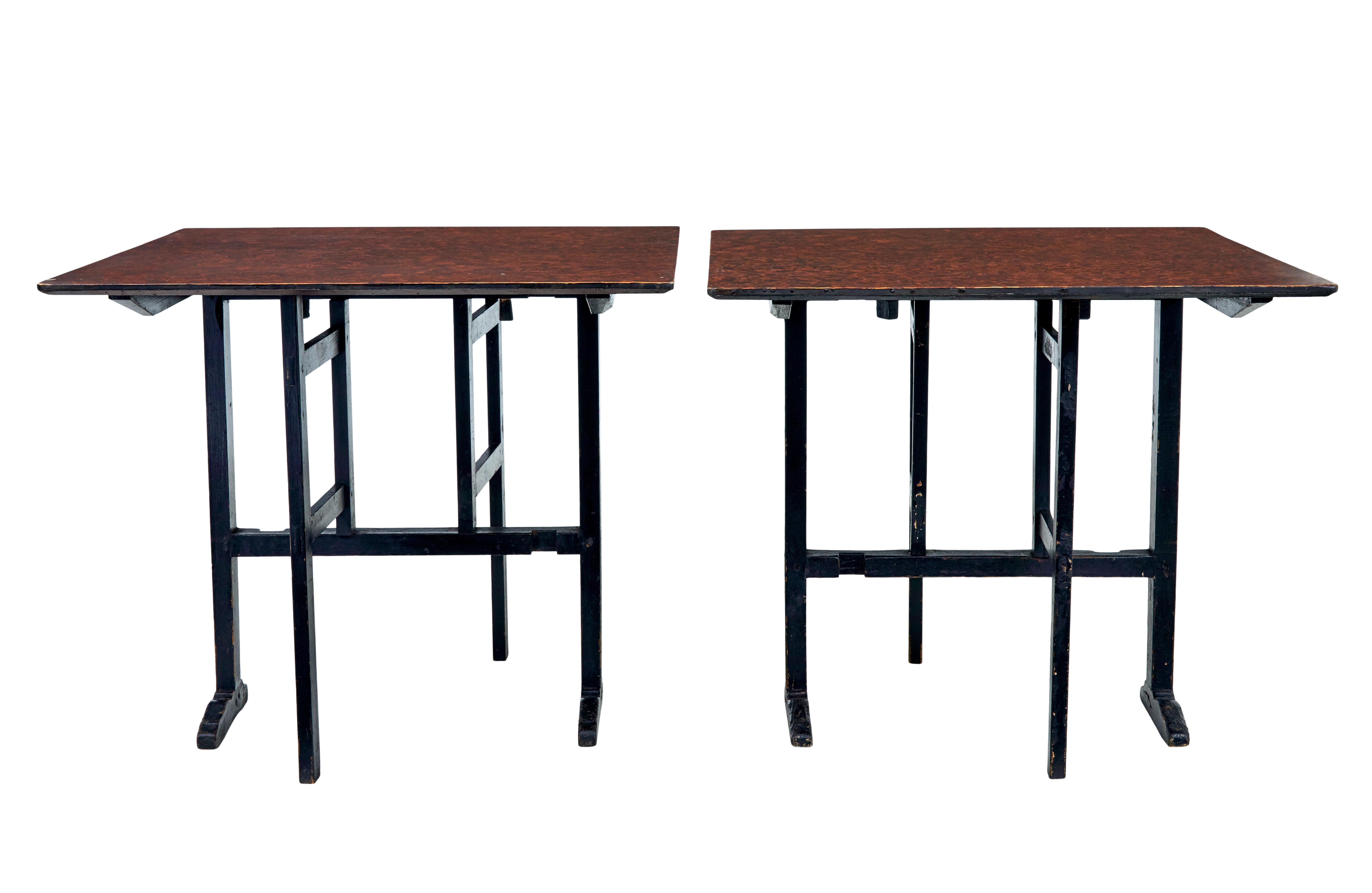 Pine Pair of 19th century Swedish ragwork painted folding tables For Sale