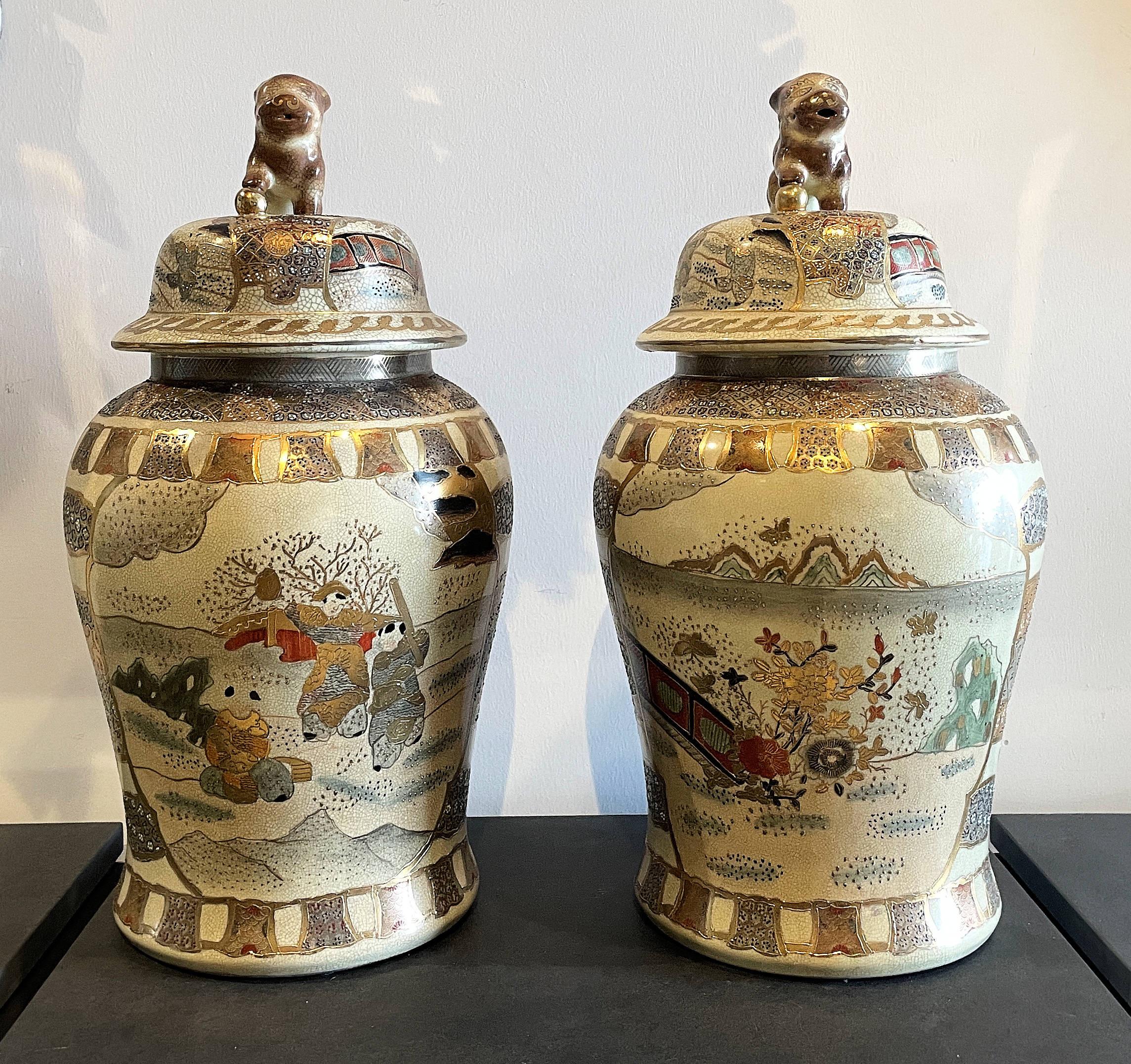 Pair of Taisho Period Japanese Satsuma Style Covered Jars For Sale 5