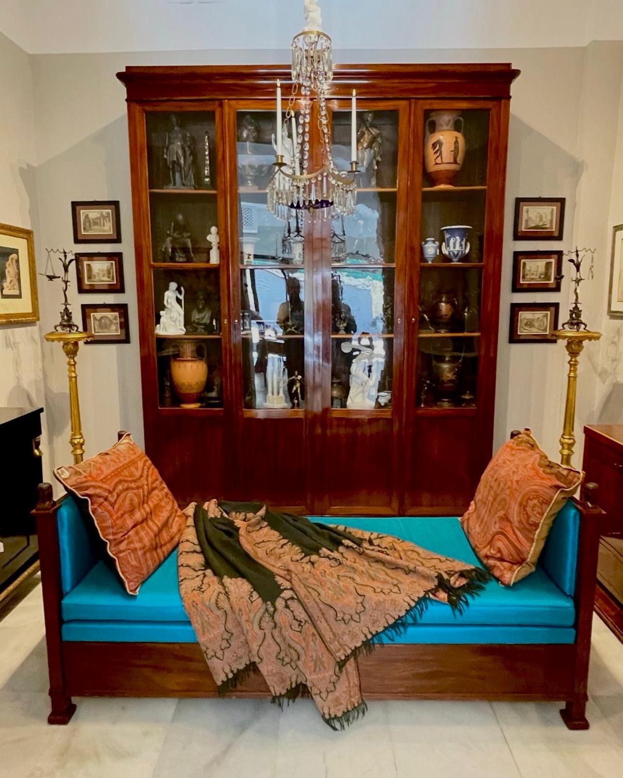 Coppia di torchéres del XIX secolo in vendita 3