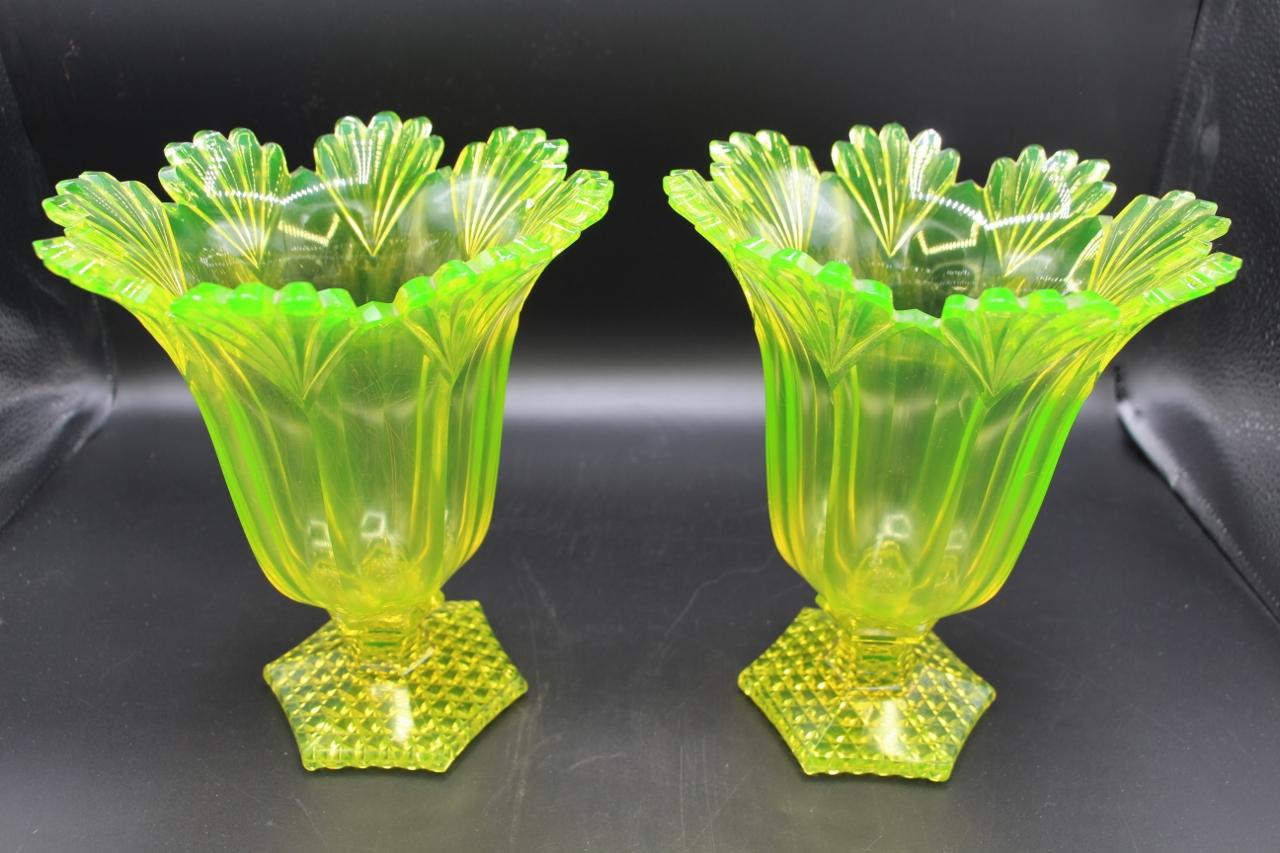 Charles X Pair Of 19th Century Uraline Crystal Vases For Sale