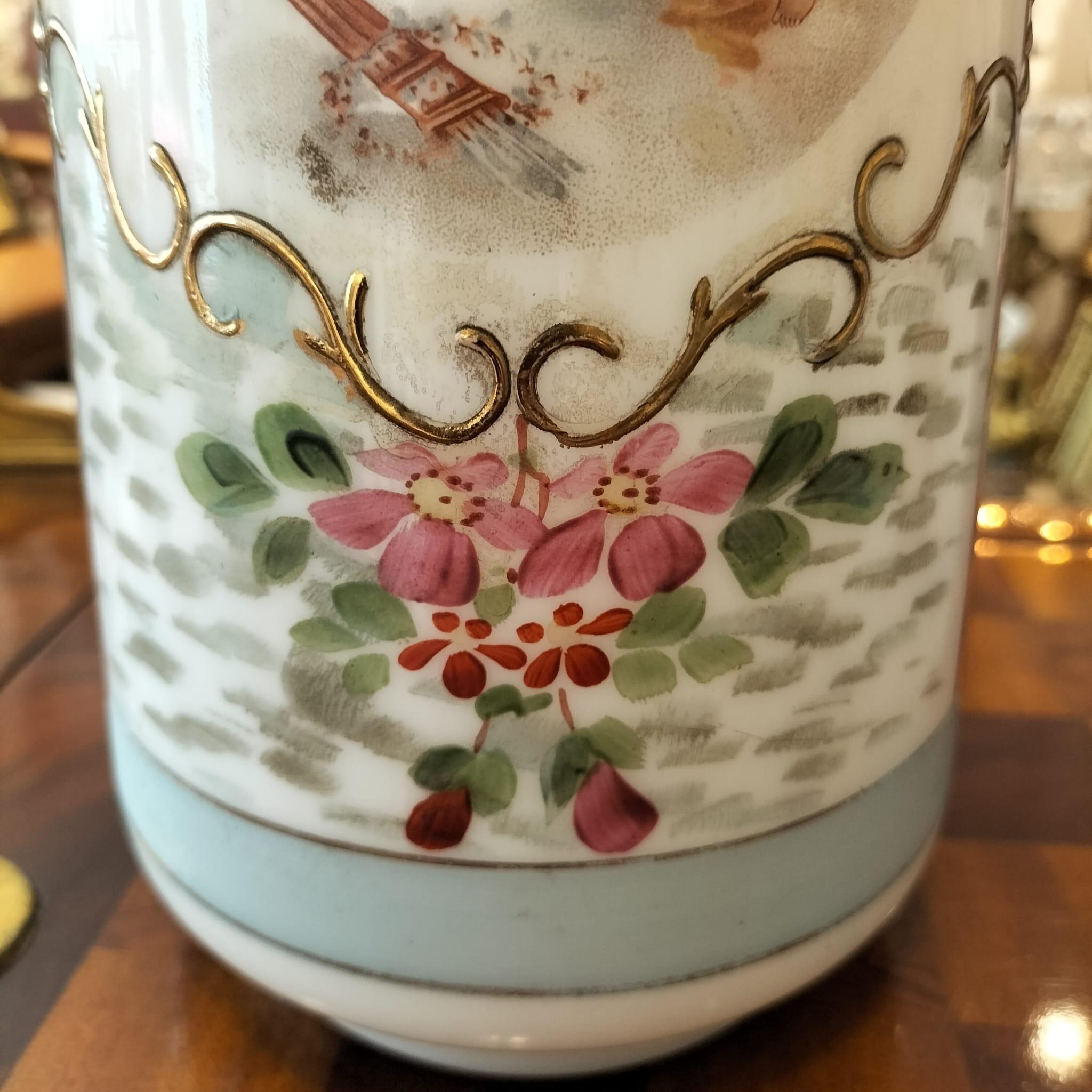 XIXe siècle Paire de vases du 19e siècle en verre opalin en vente