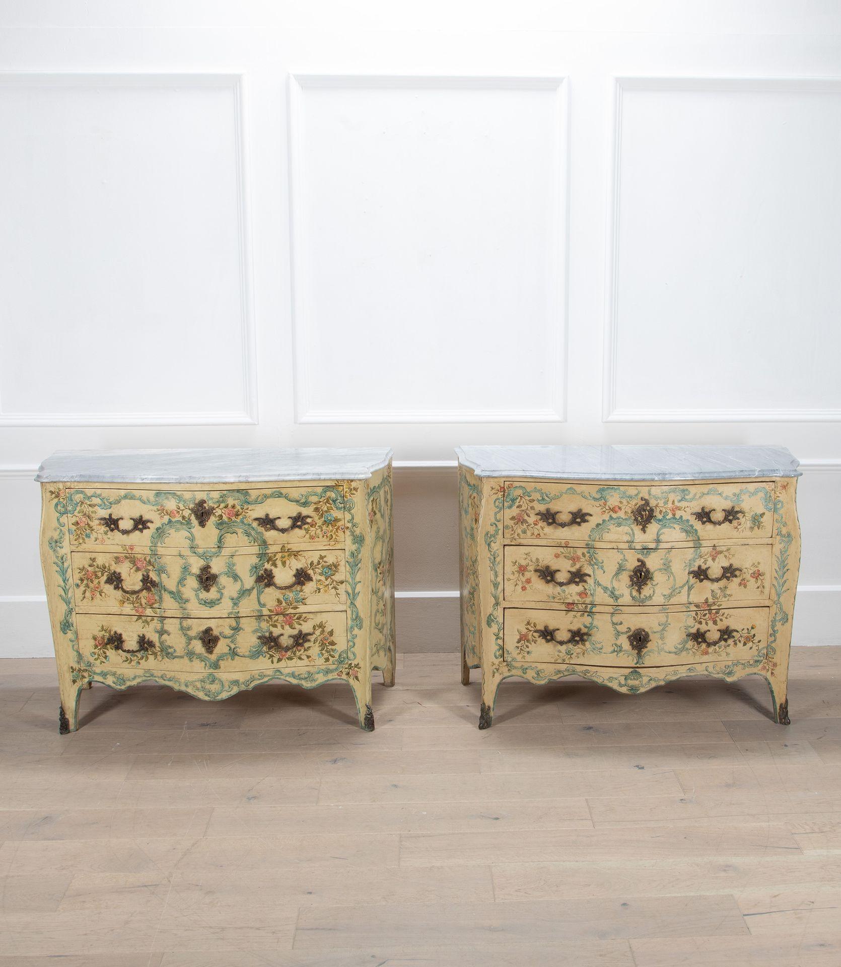 Beautiful matched pair of Italian hand painted Chinoiserie Venetian commodes, one early 19th century the other late 19th century.

The hand painted decoration on both commodes dates to the late 19th century and done in the 18th century Chinoiserie
