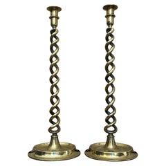 Candeleros de metal