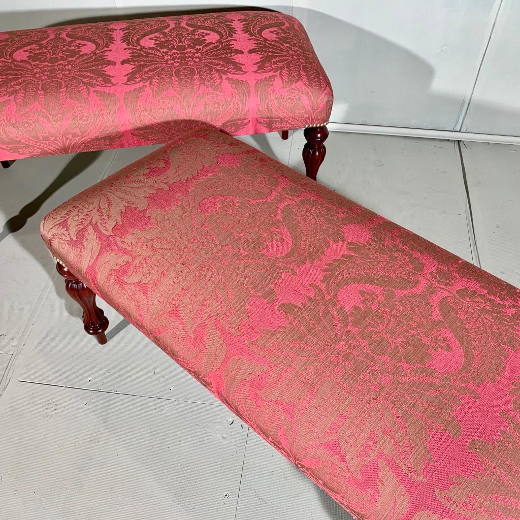 Pair of 19th Century Victorian Long Stools Newly Upholstered in Embroidered Silk im Angebot 1