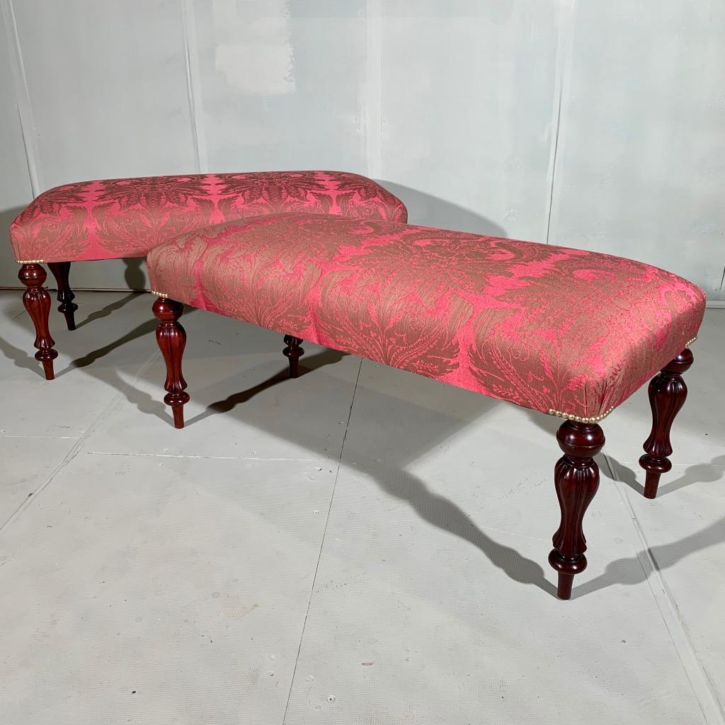 Pair of 19th Century Victorian Long Stools Newly Upholstered in Embroidered Silk im Angebot 2