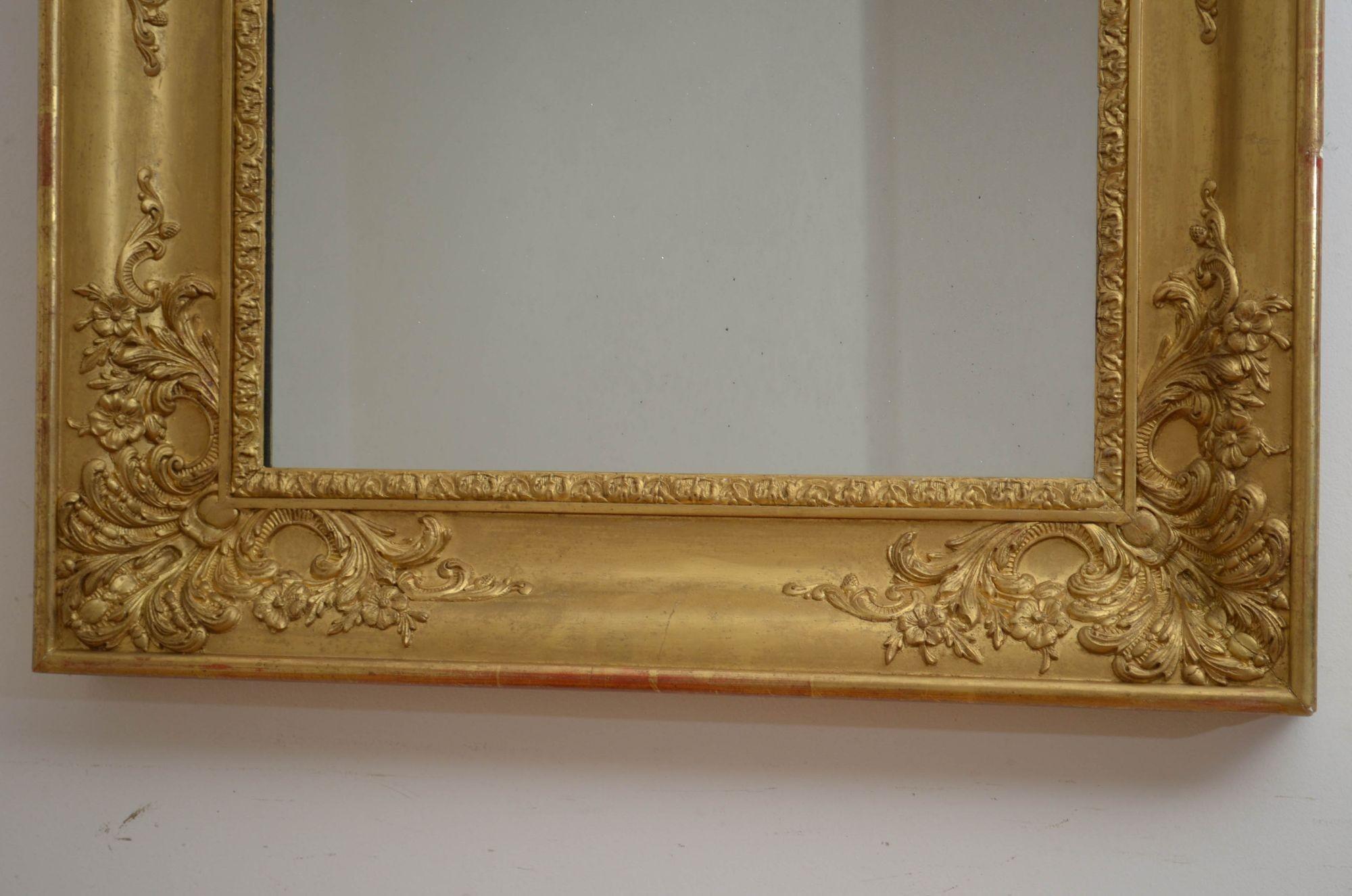 Gesso Paire de miroirs muraux du 19e siècle en vente
