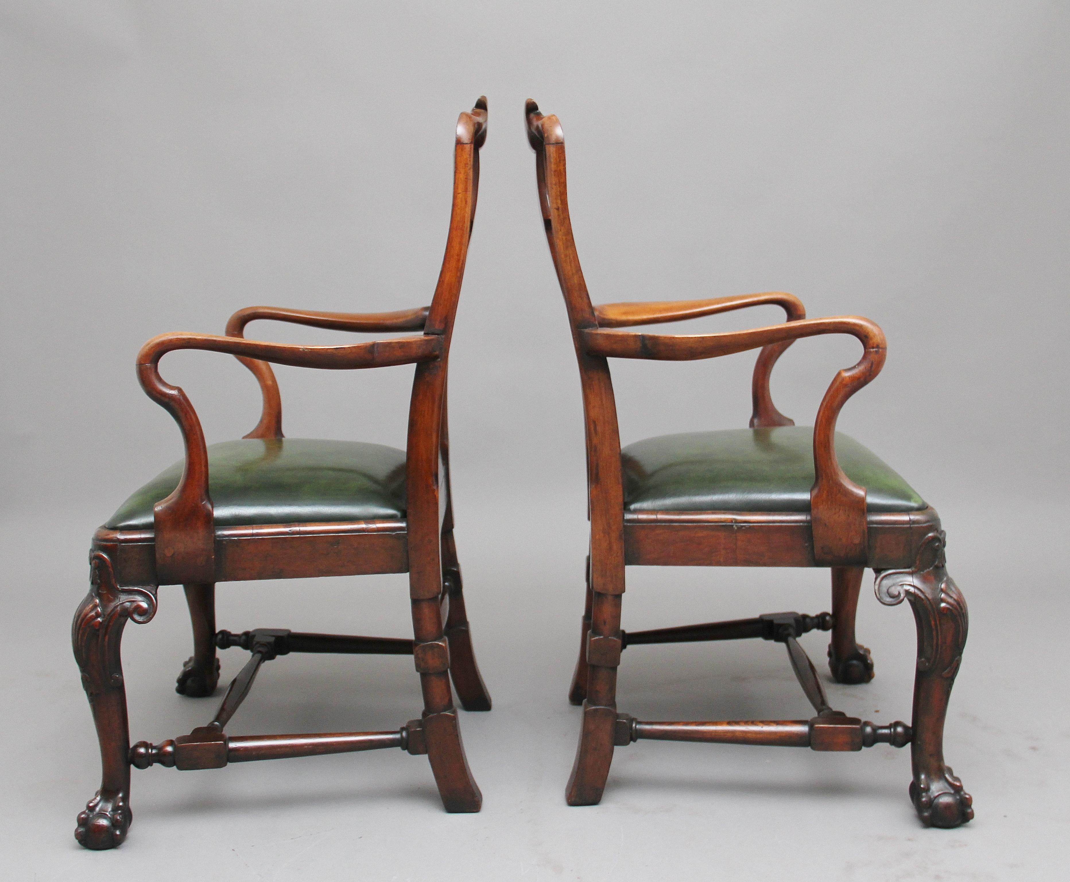 British Pair of 19th Century Walnut Armchairs For Sale