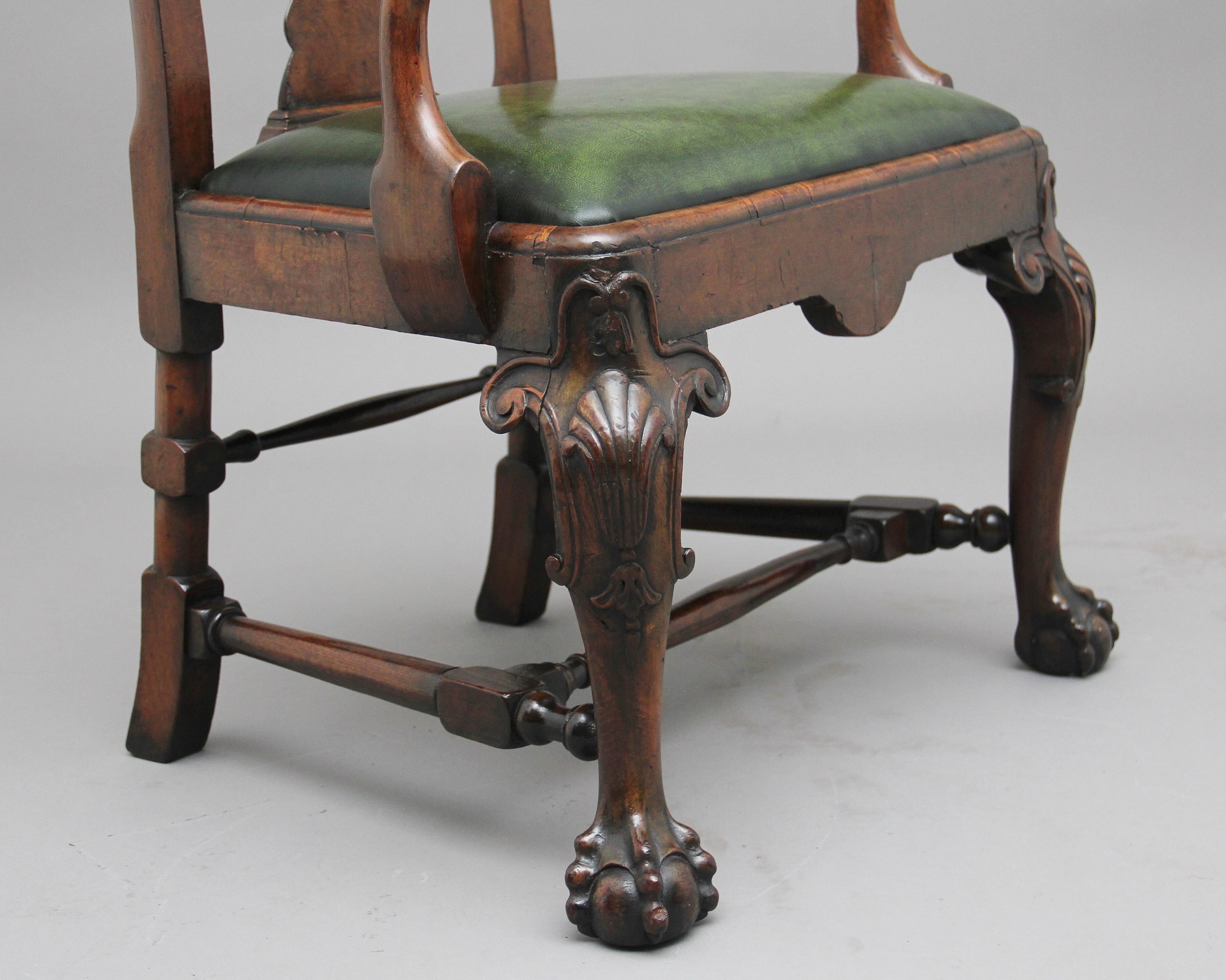 Pair of 19th Century Walnut Armchairs For Sale 1