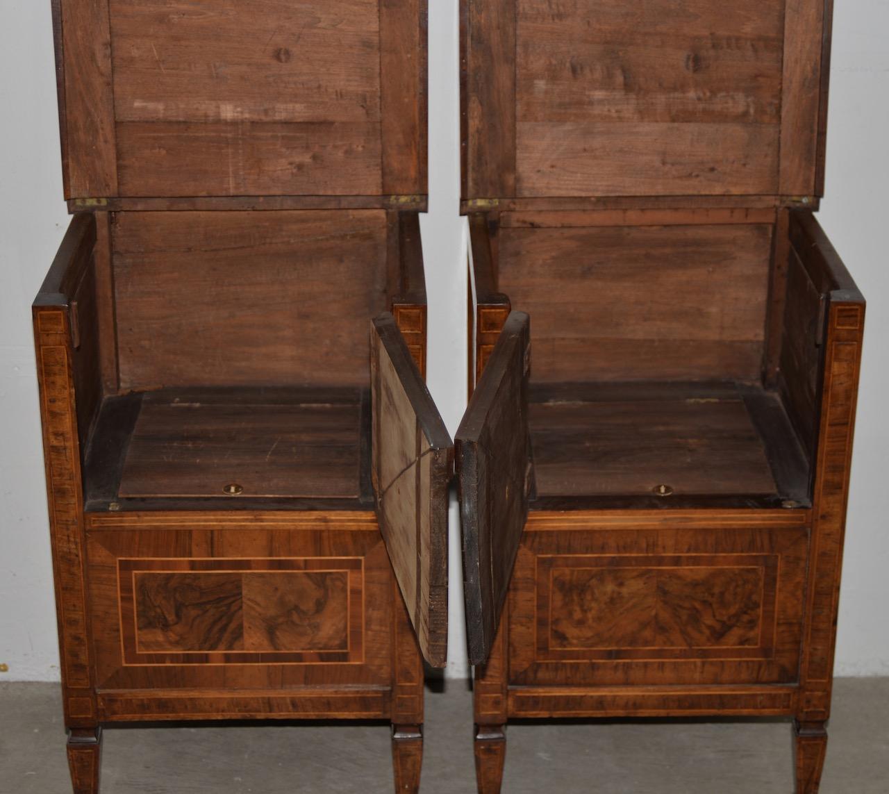 Georgian Pair of 19th Century Walnut Side Tables with Cabinets