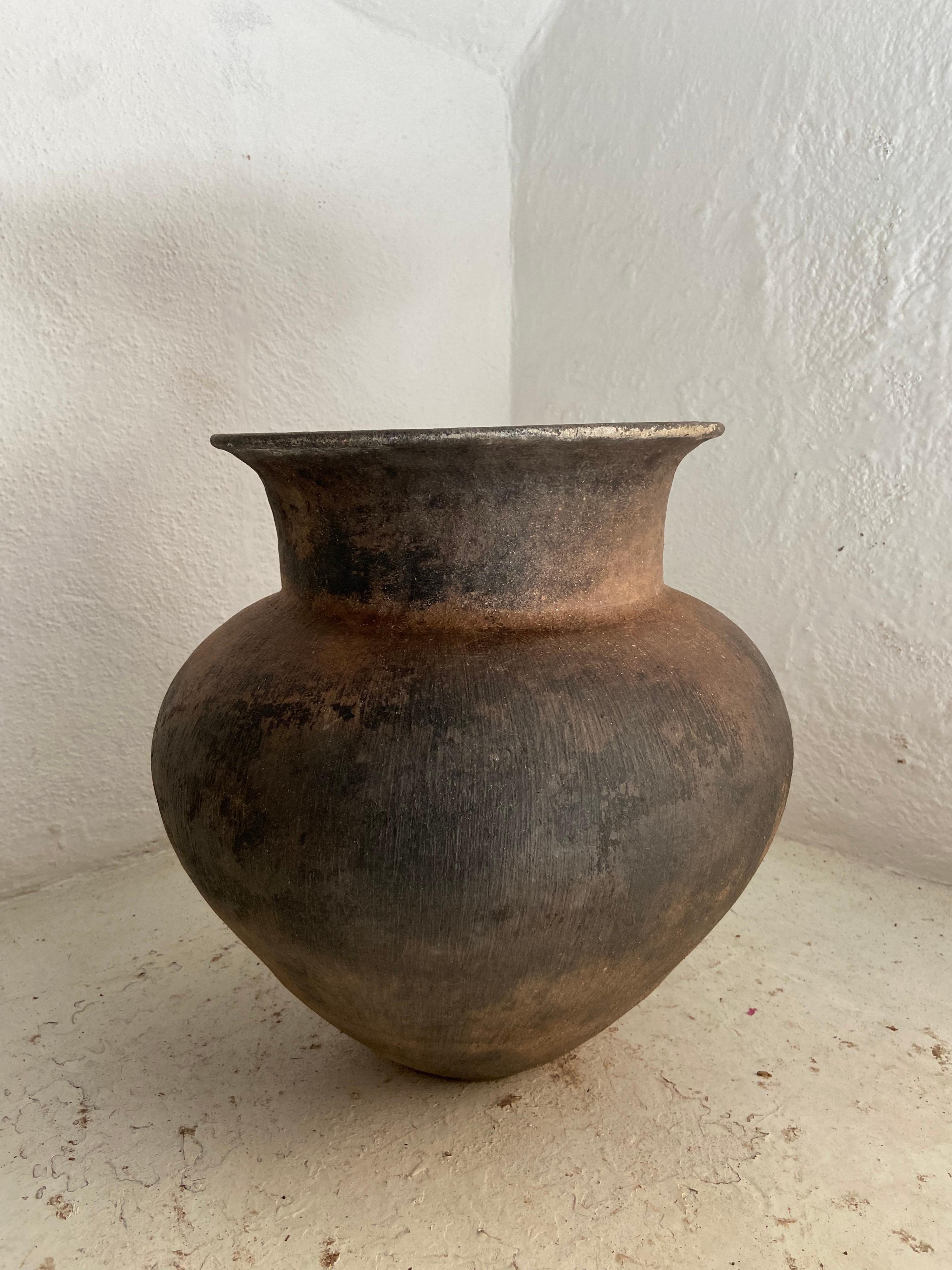 Pair of 19th Century Water Jars from Oaxaca 9