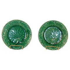 Paar Wedgwood Majolika-Blätterteller aus dem 19.