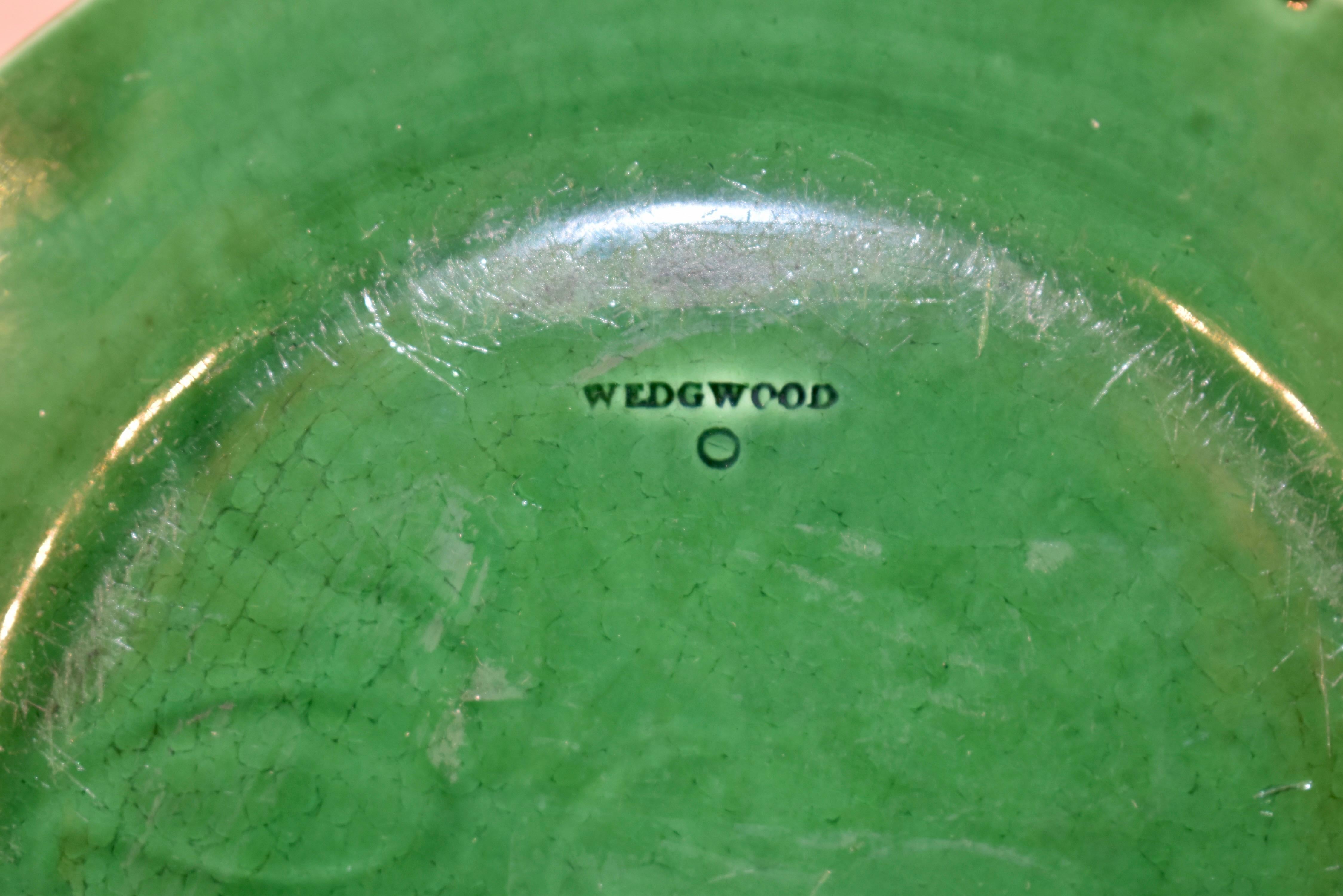 Glazed Pair of 19th Century Wedgwood Majolica Plates