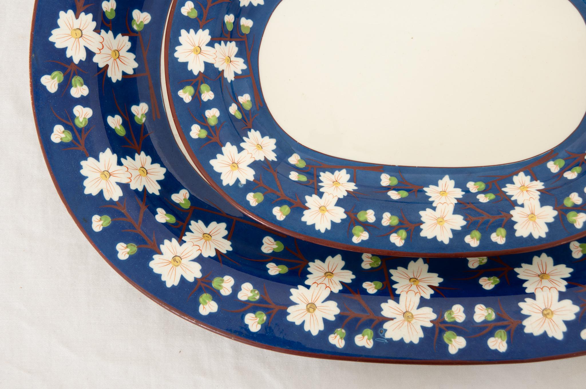 Regency Pair of 19th Century Wedgwood Pearlware Platters For Sale