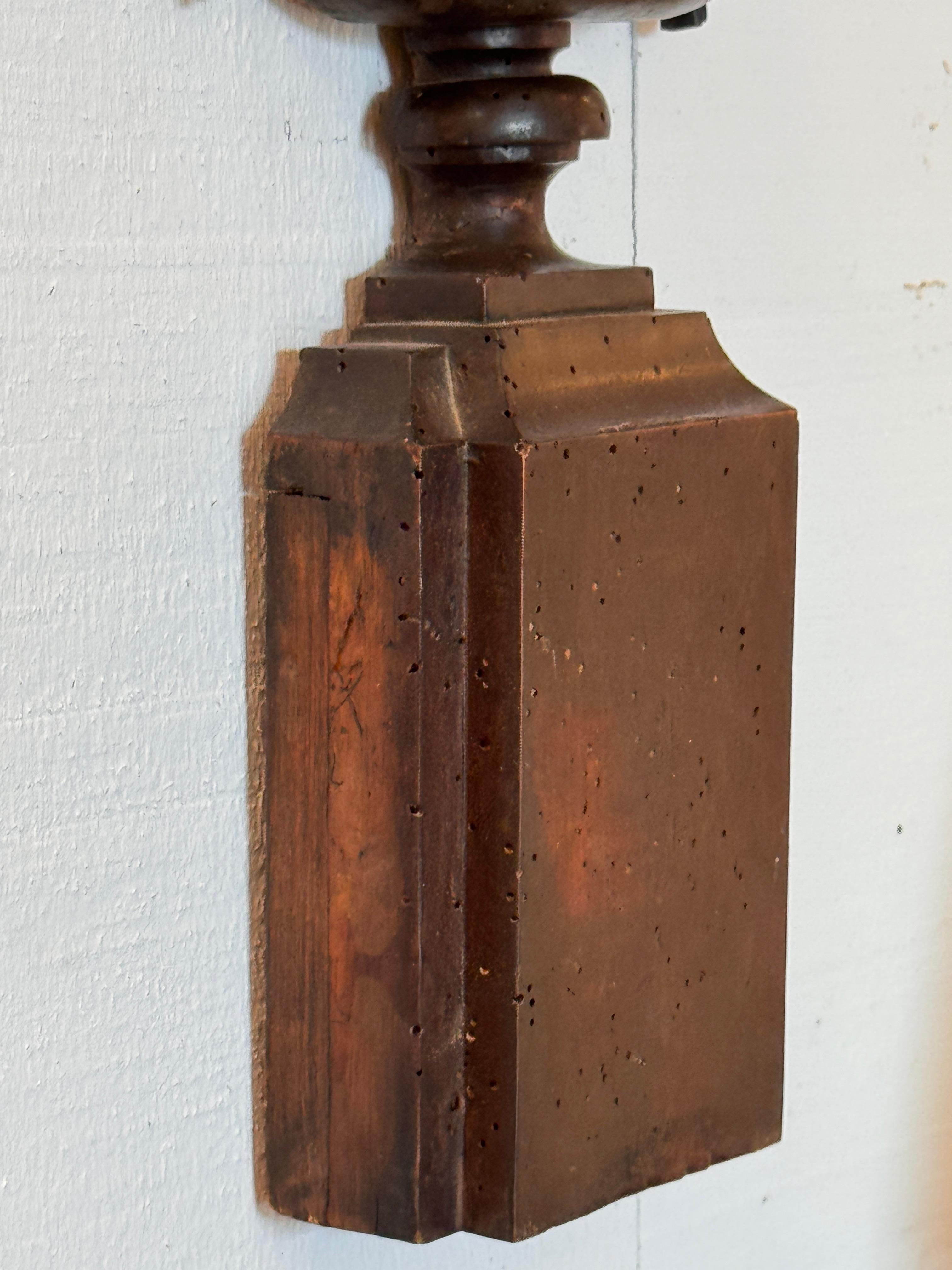 Pair of 19th Century Wood Carvings For Sale 6