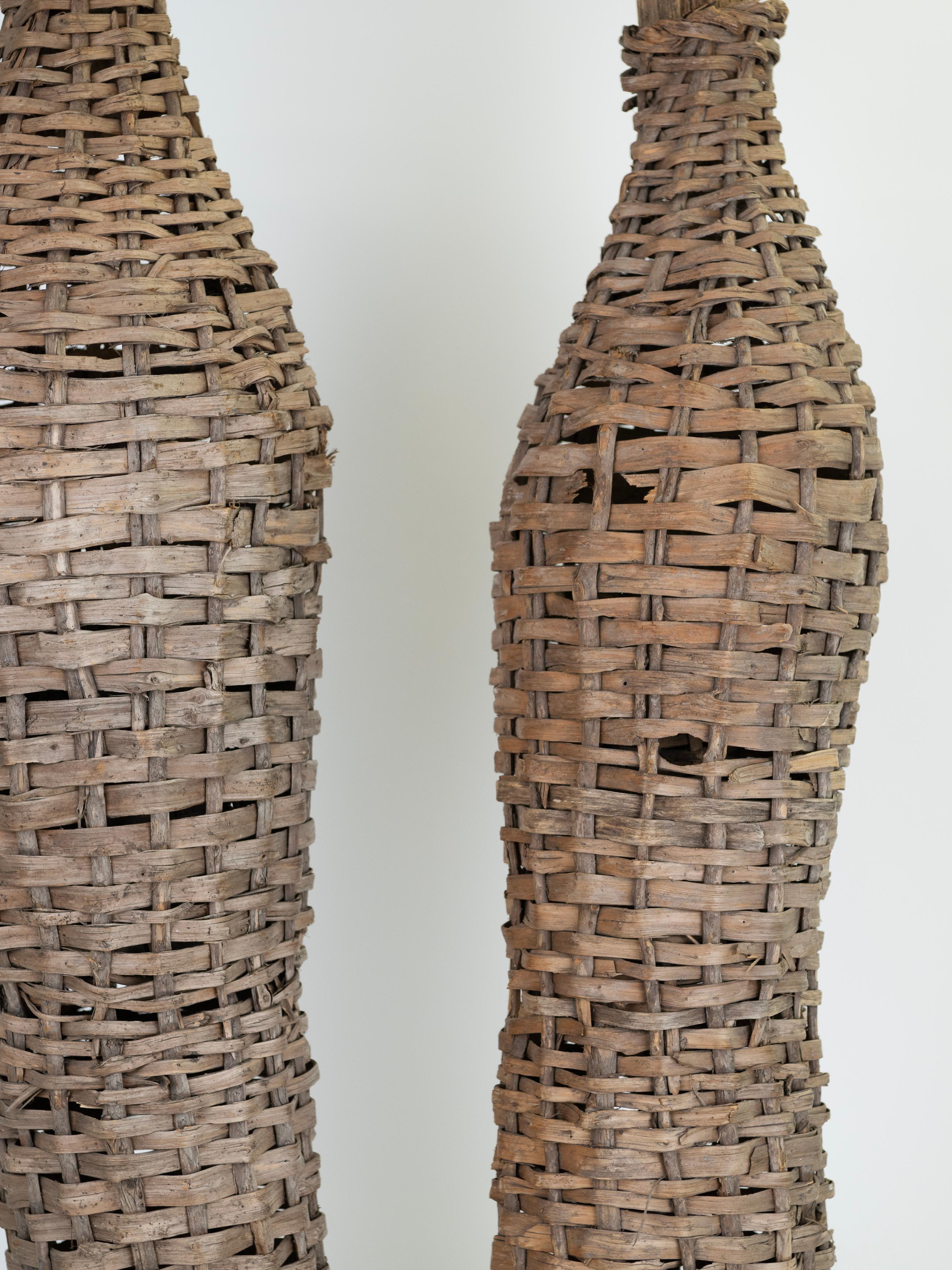 Français Paire de pièges à poissons en bois tressé du 19ème siècle provenant de France en vente