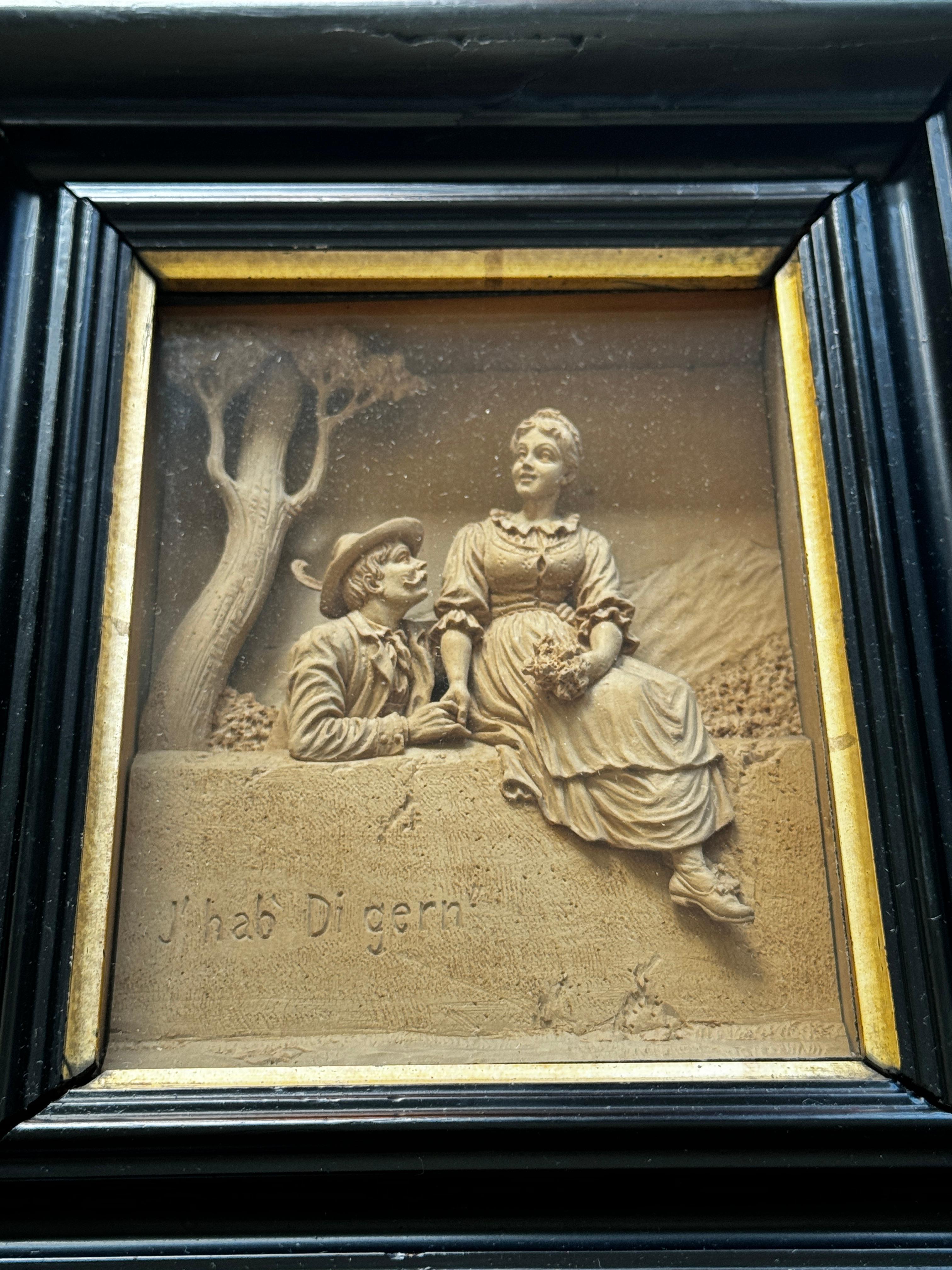 Pair of 19th Framed Century Carved Lime Wood Sculptures Depicting Romantic Scene In Good Condition For Sale In San Francisco, CA