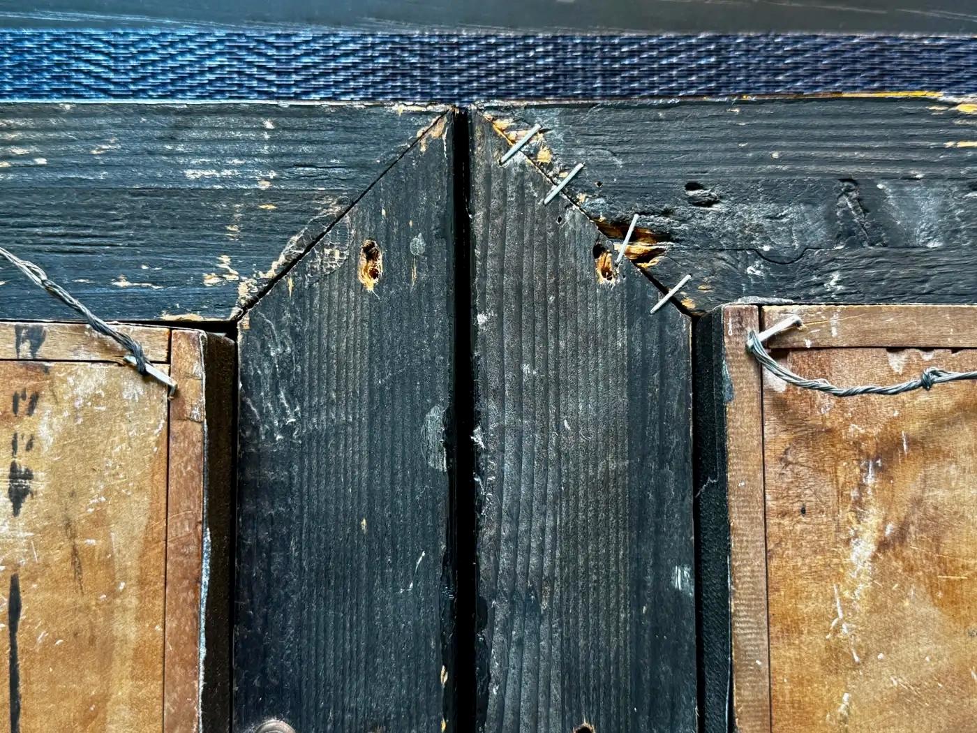 19th Century Pair of 19th-century Limewood Carvings of Romantic Tyrolean Scenes For Sale