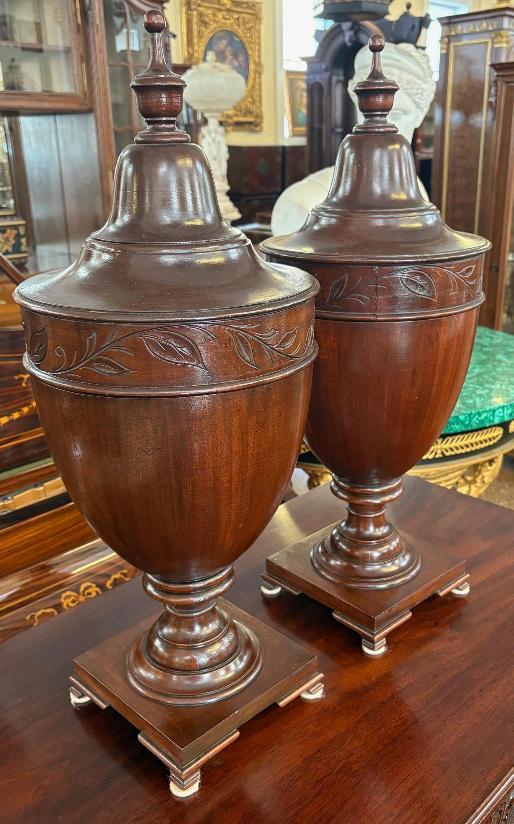 Adam Style Pair of 19th Mahogany English Regency Style Urn Knife Boxes Circa 1900 For Sale