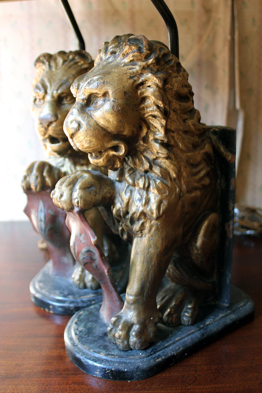 Pair of French Table Lamps Modelled as Gilded Heraldic Lions, circa 1830 6