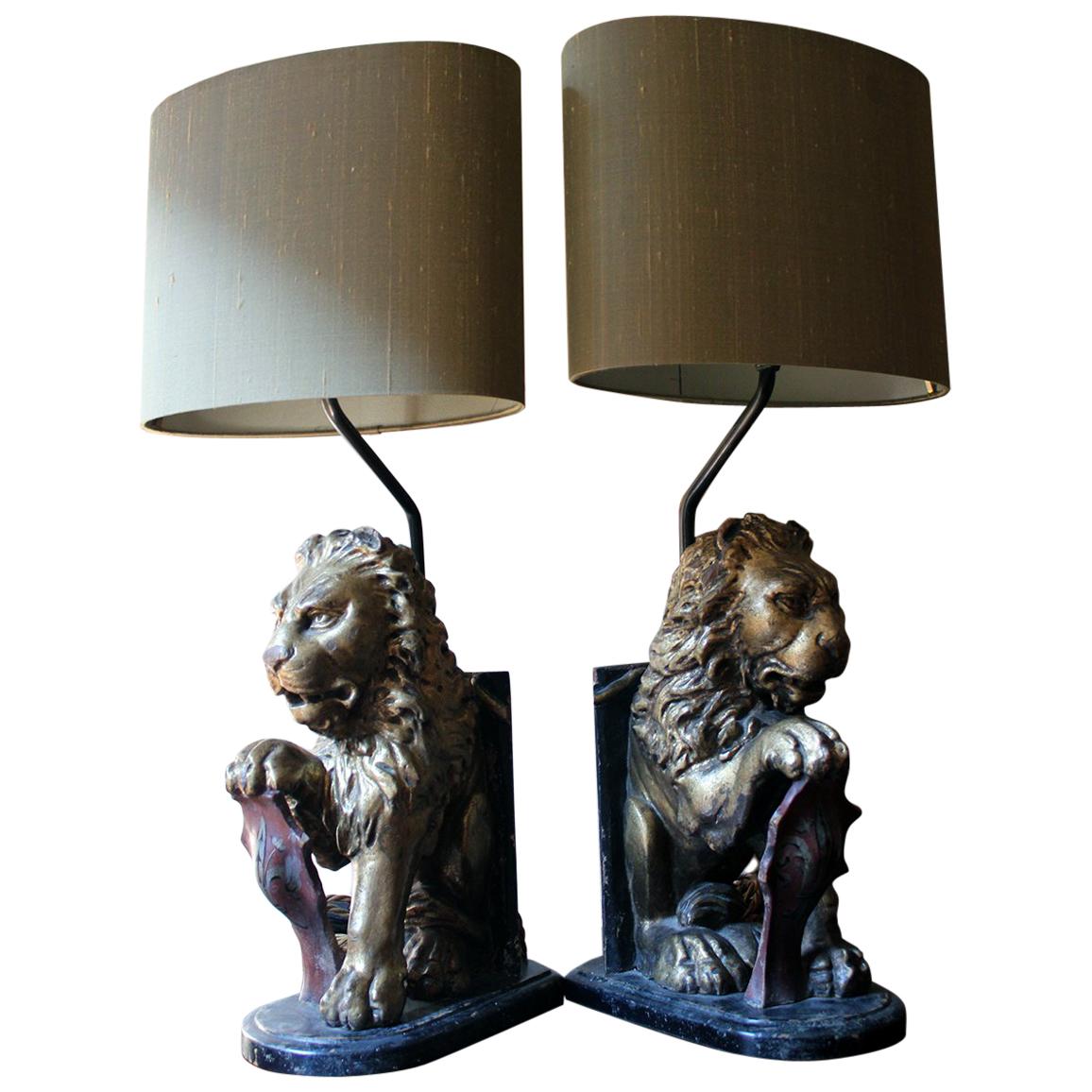 Pair of French Table Lamps Modelled as Gilded Heraldic Lions, circa 1830 8