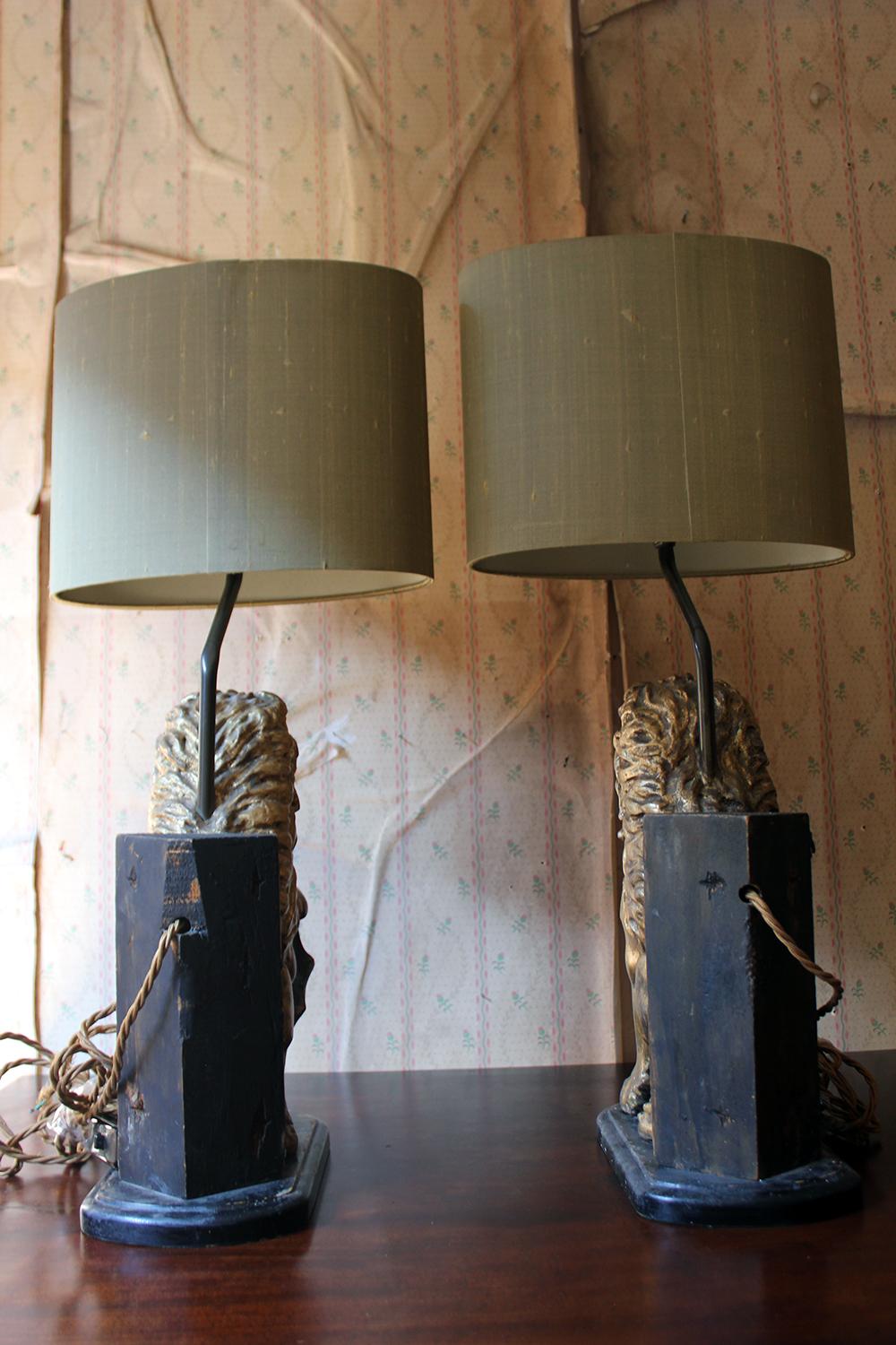 Pair of French Table Lamps Modelled as Gilded Heraldic Lions, circa 1830 11