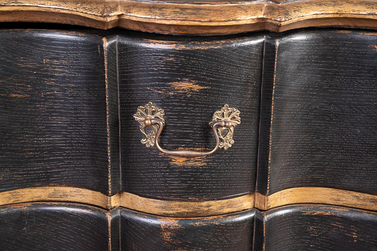 18th Century Pair of 19thc Painted and Gilded Commodes For Sale