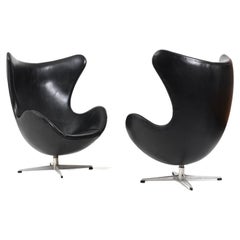 Pair of 1st Edition Arne Jacobsen Egg Chairs, circa 1959, Fritz Hansen