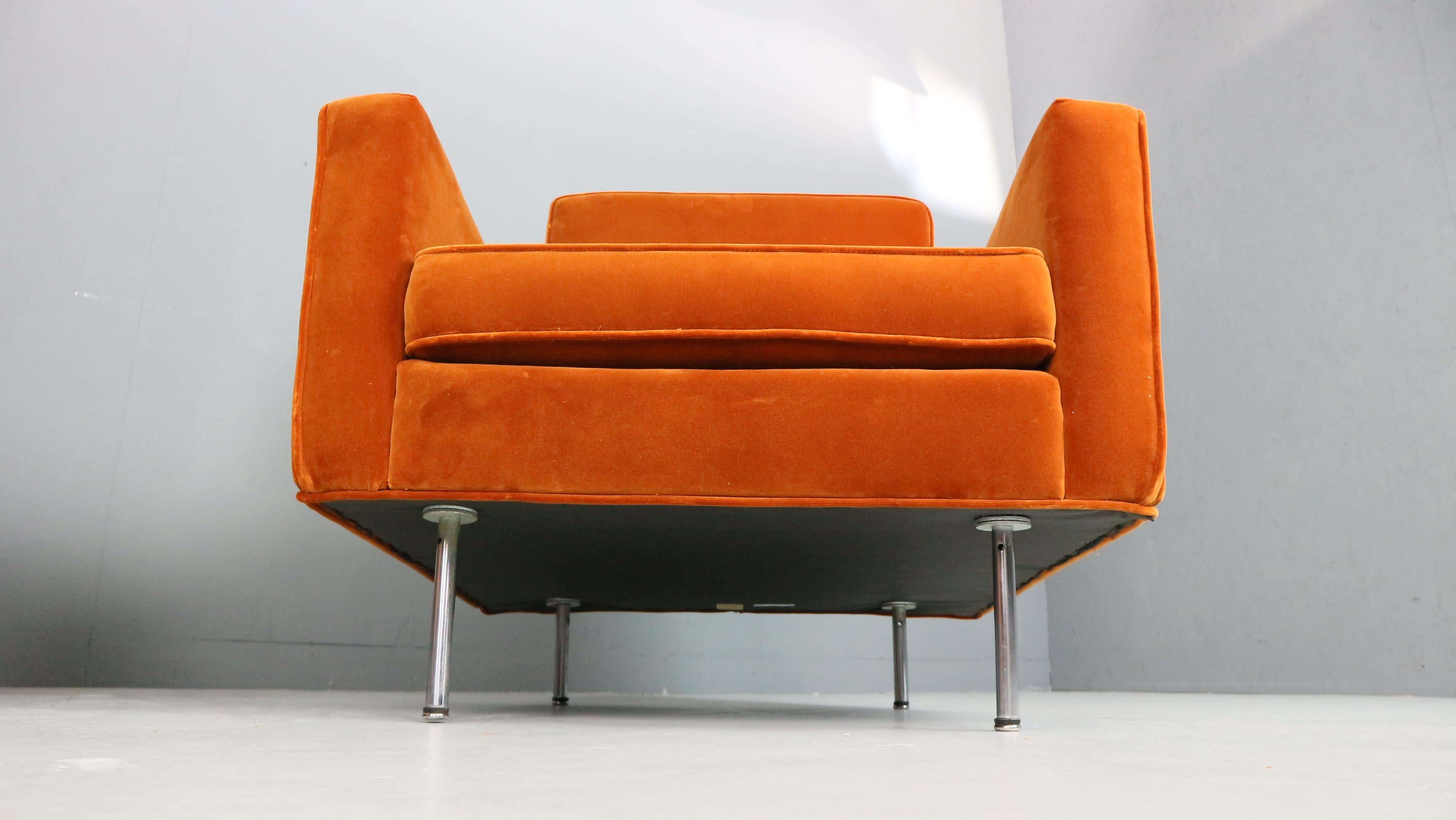 Pair of 1st edition easy chairs 25 BC by Florence Knoll in velvet, 1950s For Sale 9