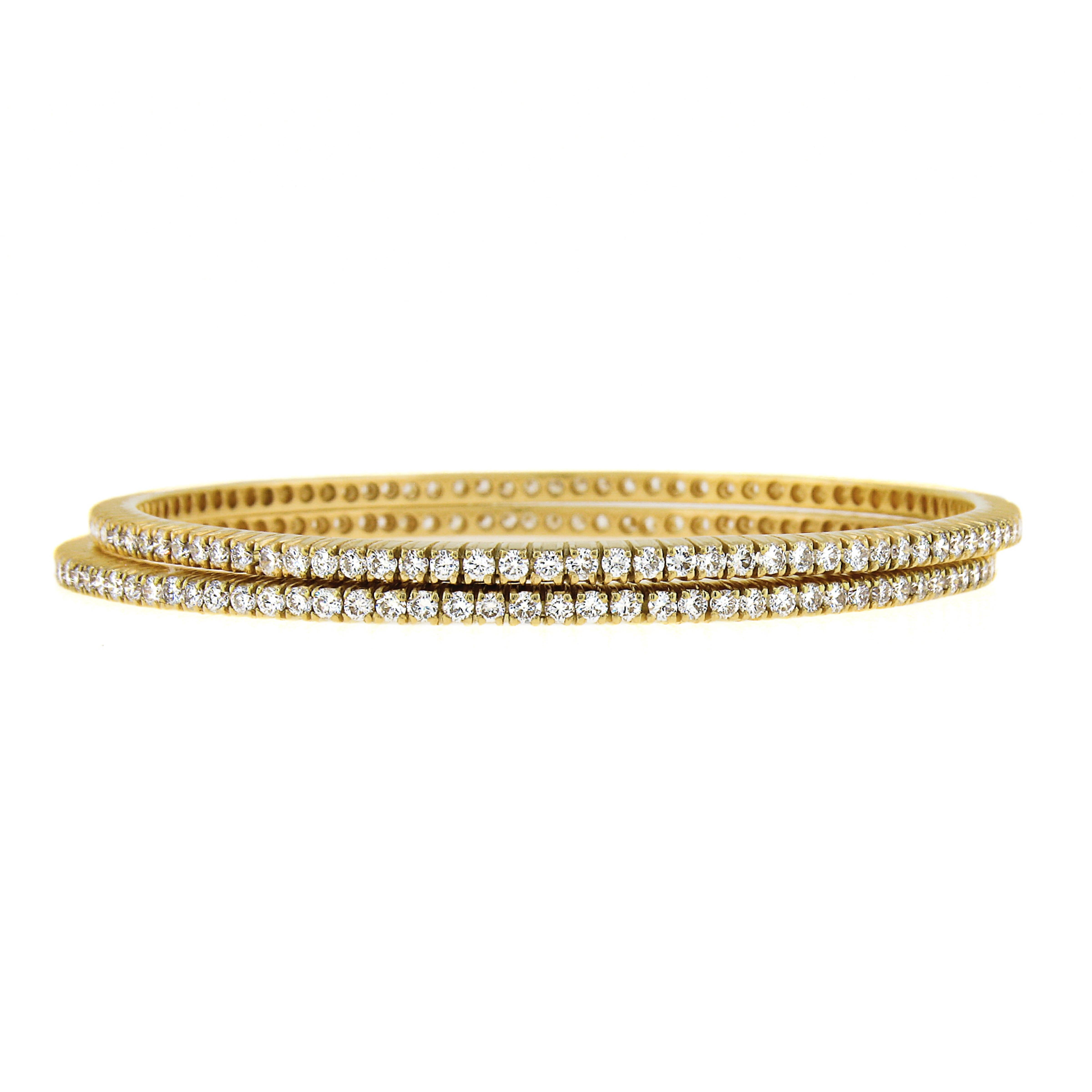 Paire de 2 bracelets en or jaune 18 carats, 5.82ct Round Brilliant Diamond Eternity Bangle Pour femmes en vente