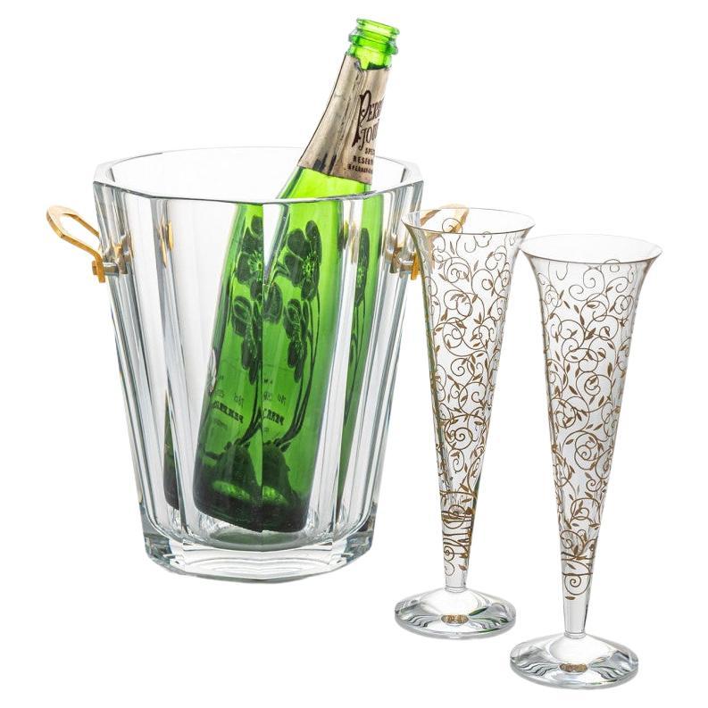 Pair of 2 Baccarat Crystal Glasses with Wine Cooler, France For Sale