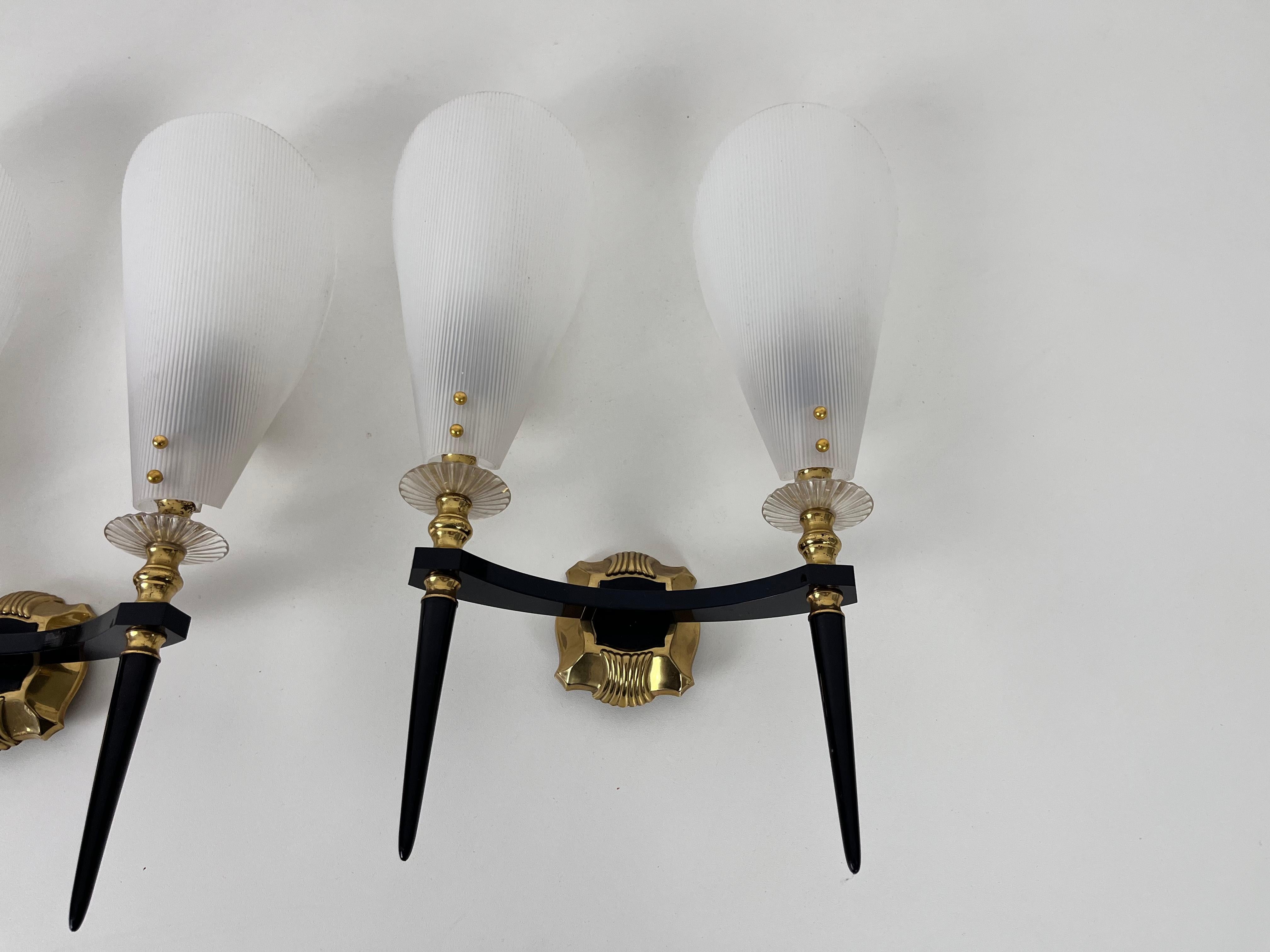 Pair of 2 Brass and Plexiglass Wall Lamps by Maison Arlus, 1960, France For Sale 7