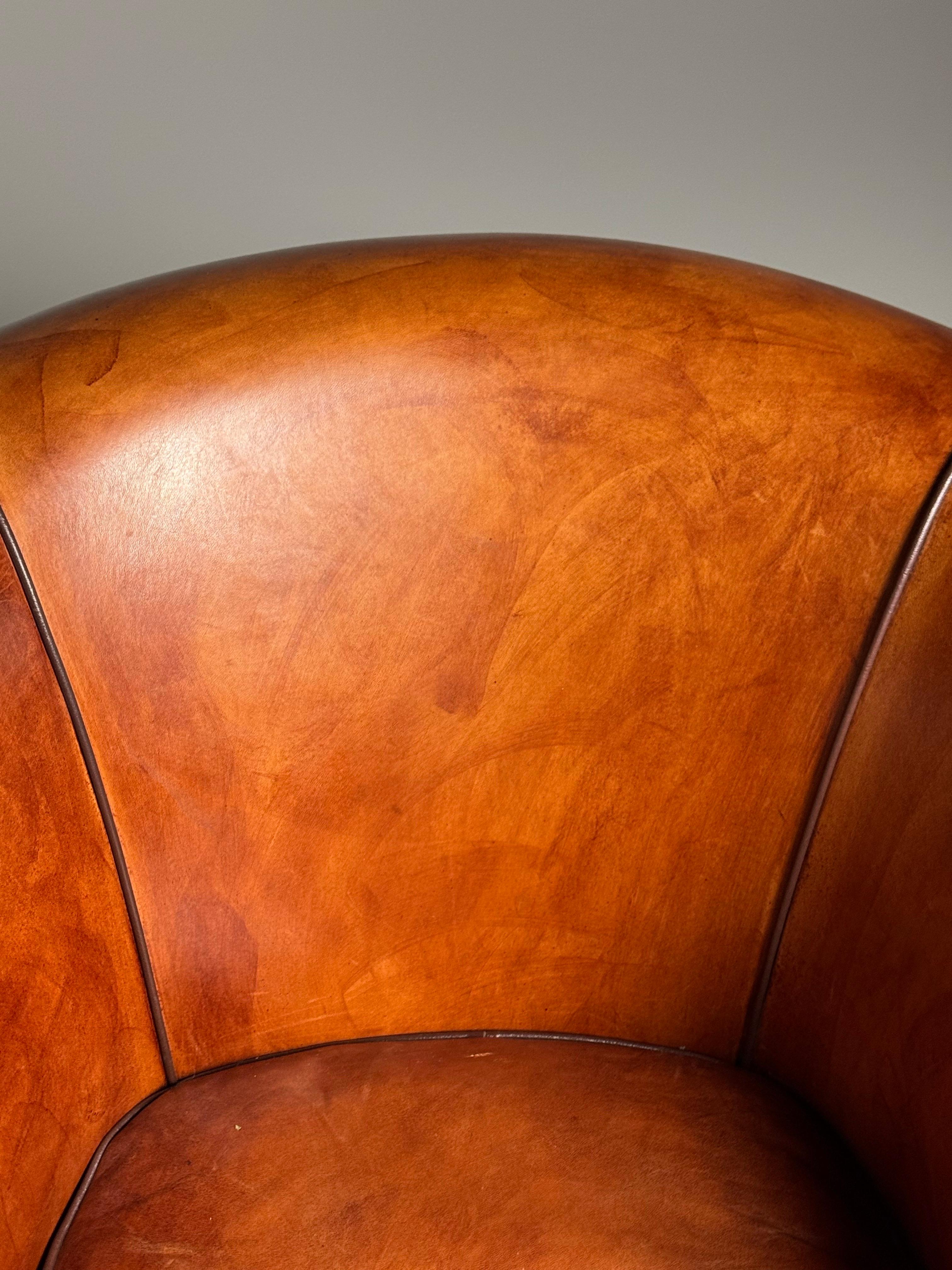 Pair of 2 Dutch Sheep’s leather clubchairs For Sale 13