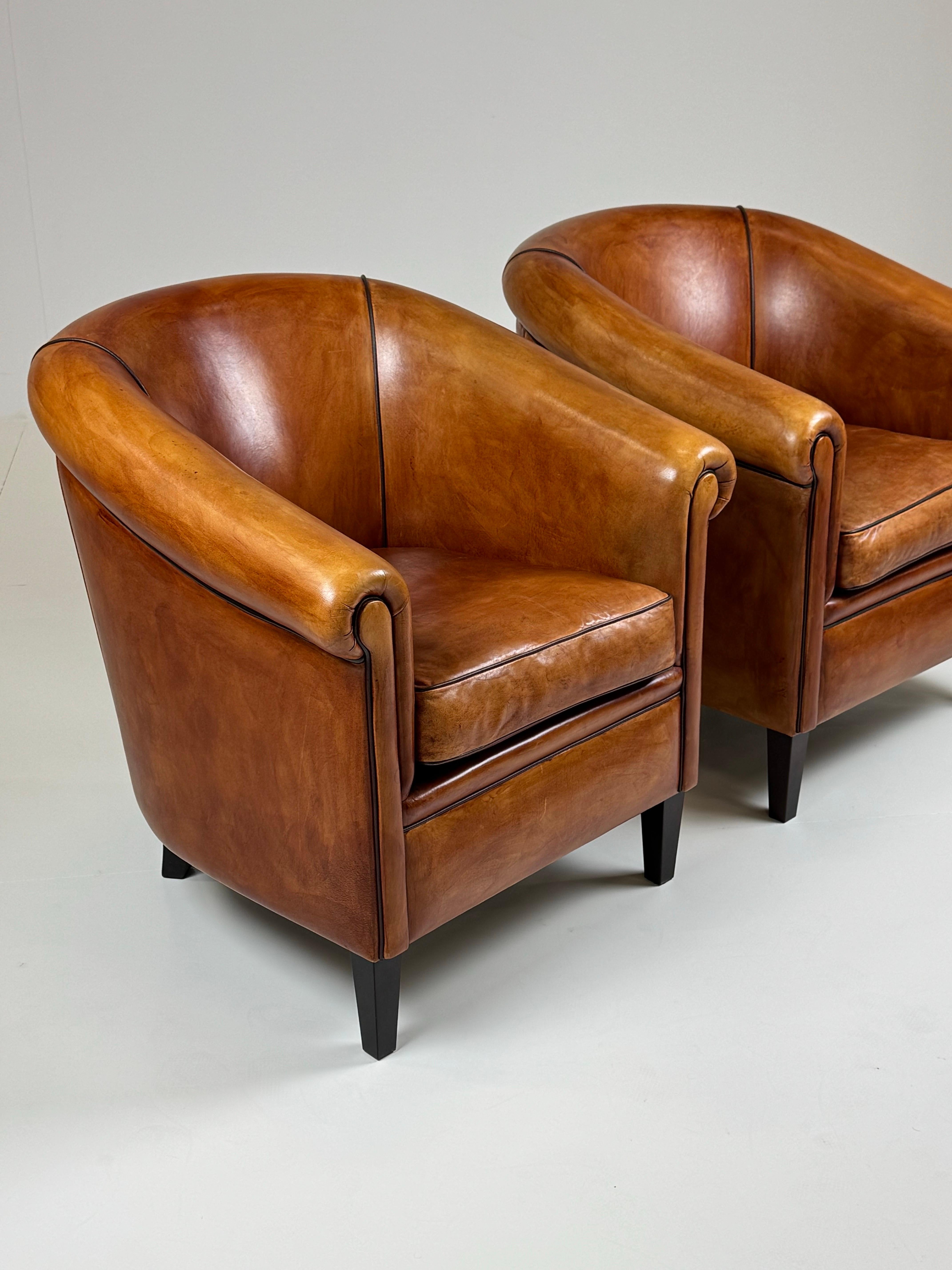 Leather Pair of 2 Dutch Sheep’s leather clubchairs For Sale