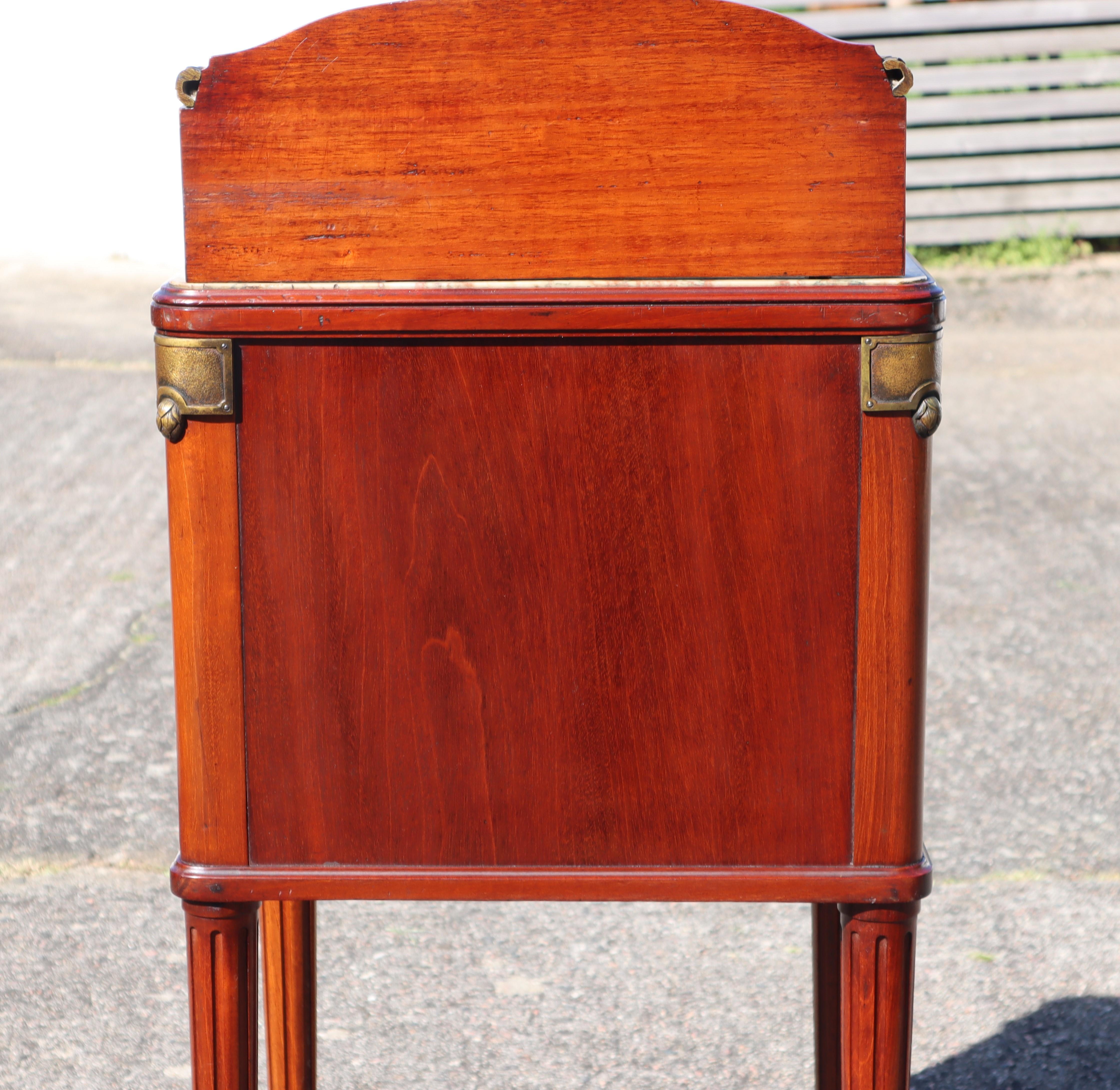 Pair of 2 French Antique Marble and Mahogany Marquetry Nightstands-Set of 2 Marb For Sale 14