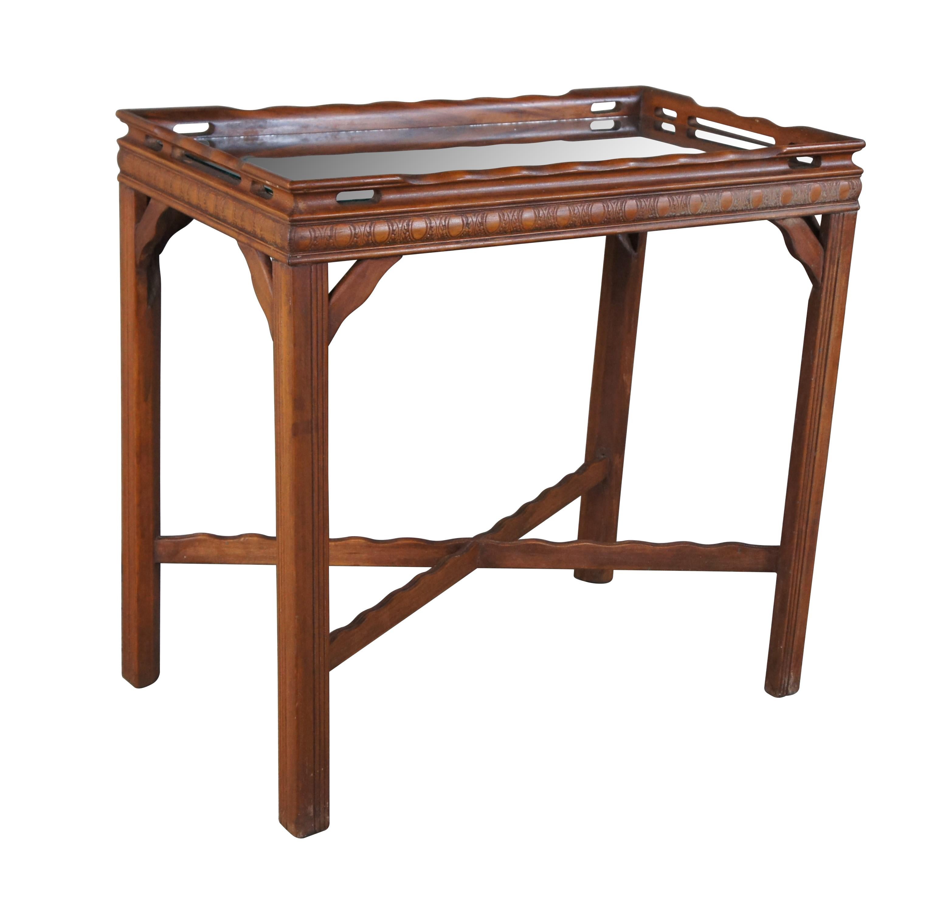 Pair of 2 George III Style Mahogany Gallery Glass Top Side End Tea Tables In Good Condition In Dayton, OH