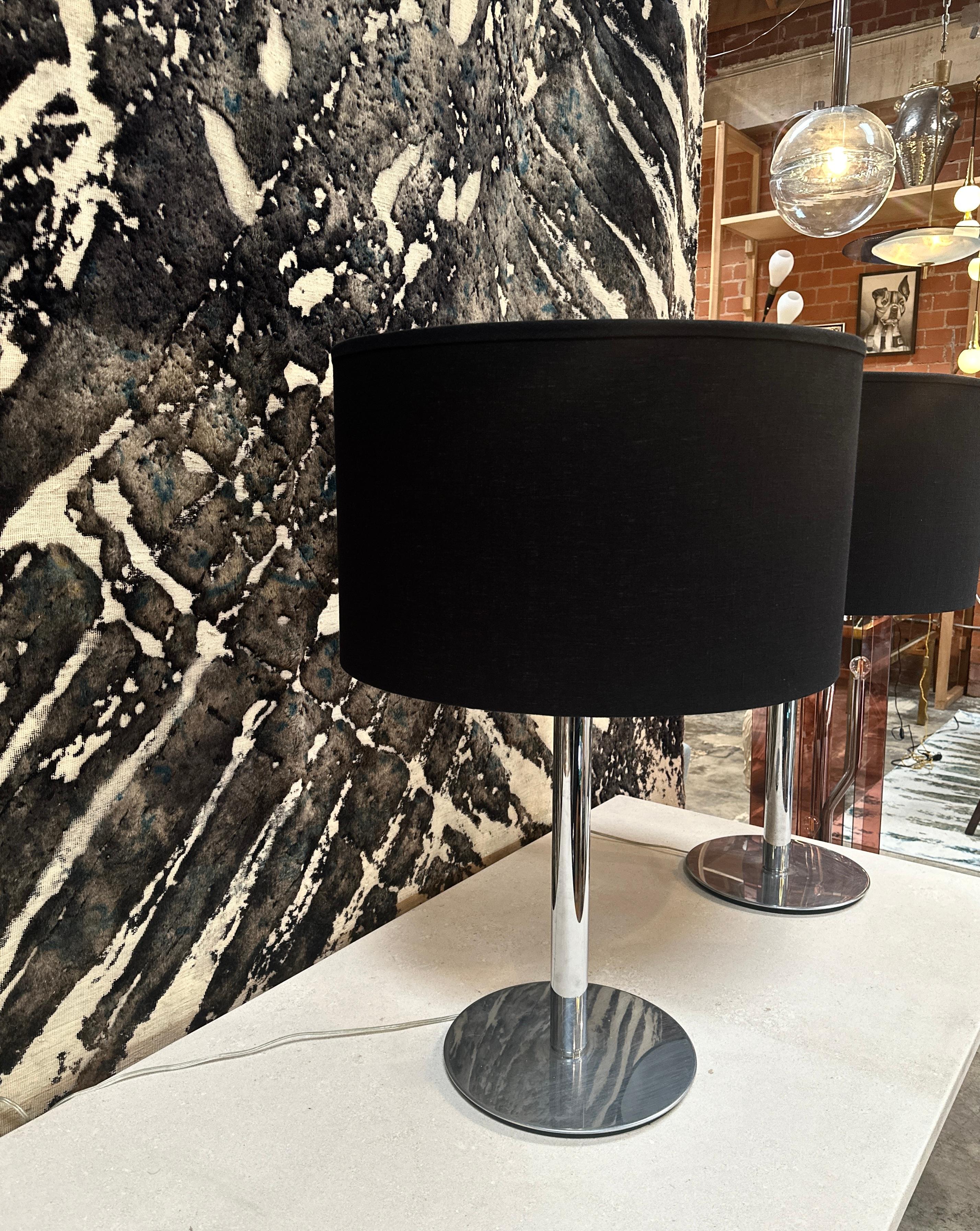 Pair of 2 Italian 50's Steel Table Lamps In Good Condition For Sale In Los Angeles, CA