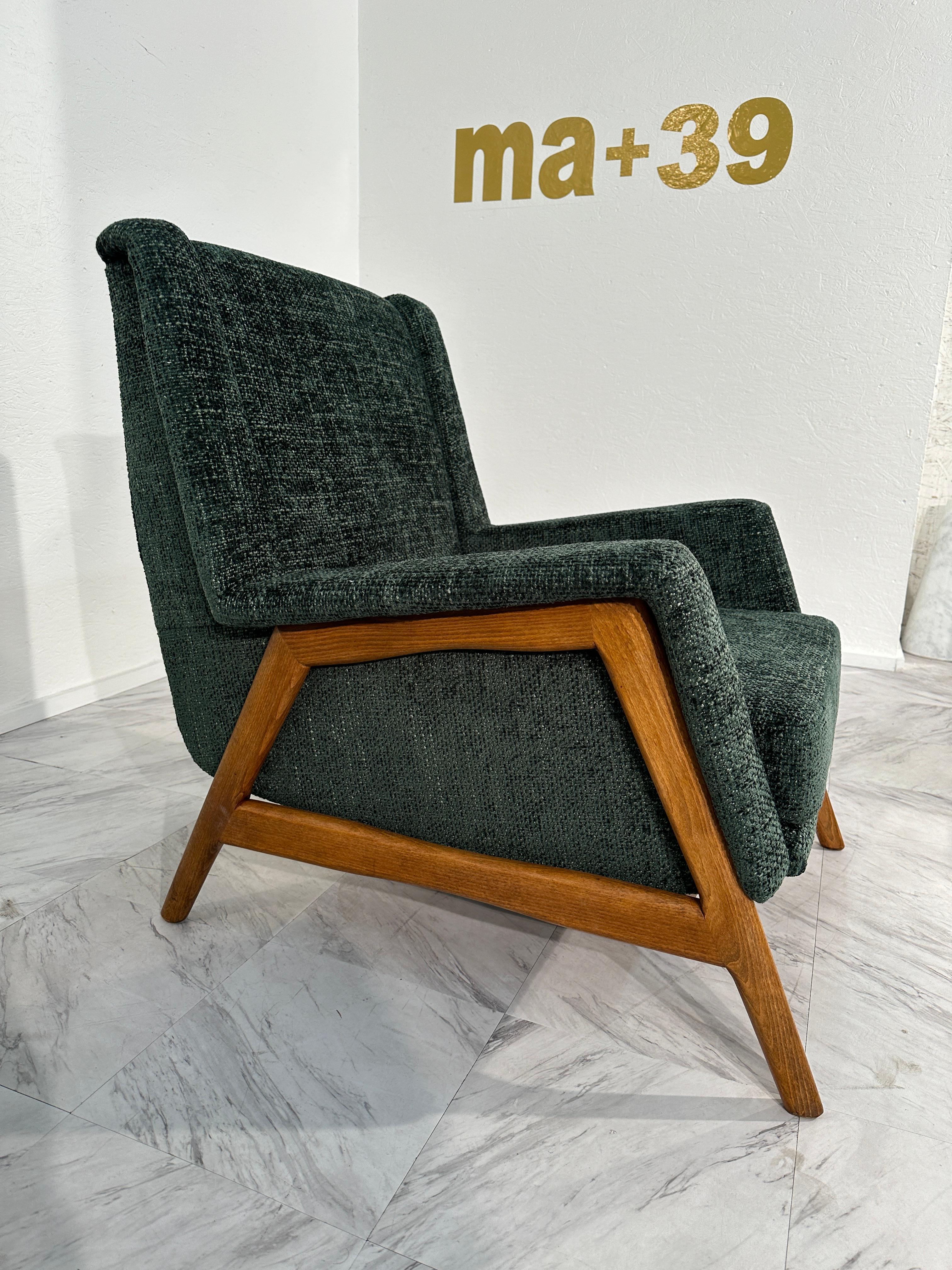 Mid-Century Modern Pair of 2 Italian Contemporary Armchair 1970s For Sale
