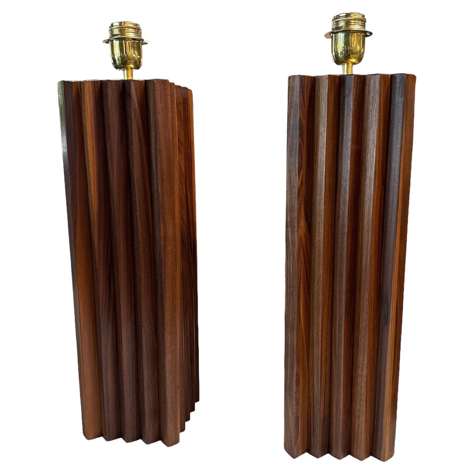 Pair of 2 Italian Mid Century Wood and Brass Table Lamps 1980s For Sale