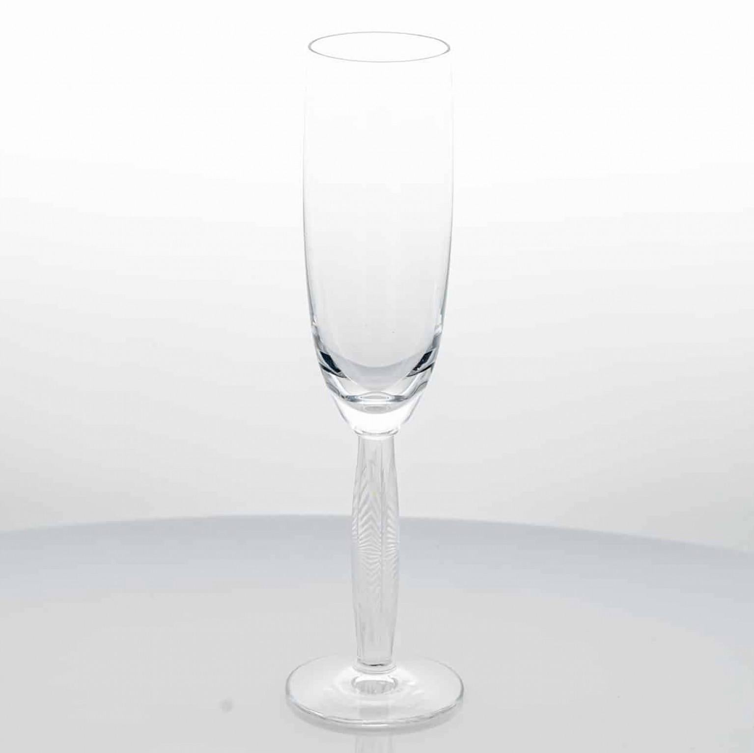 Paar von 2 Lalique Kristall Champagnergläser, Frankreich (Französisch) im Angebot