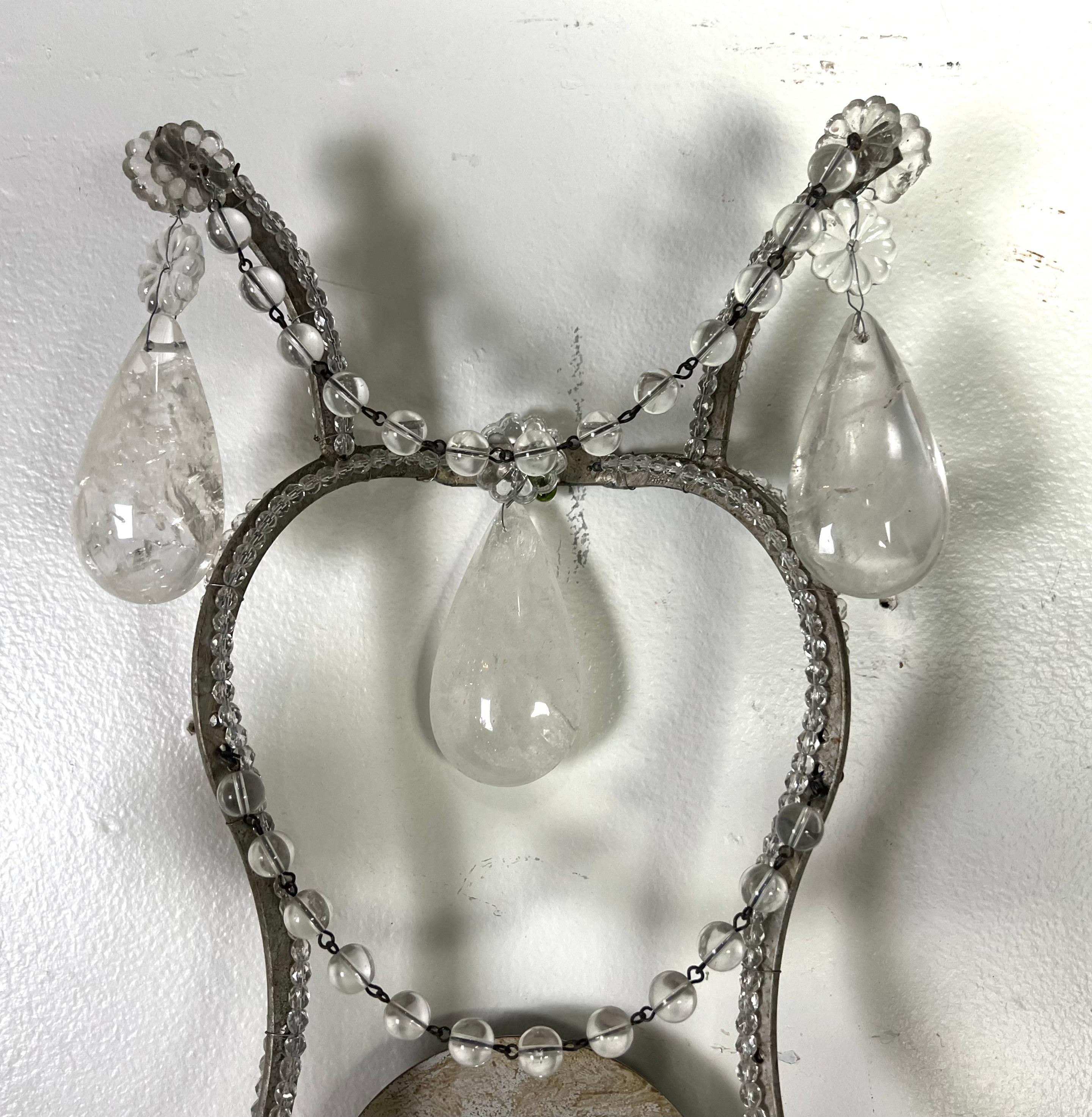 Paire d'appliques à 2 lumières en cristal de roche perlé en vente 4