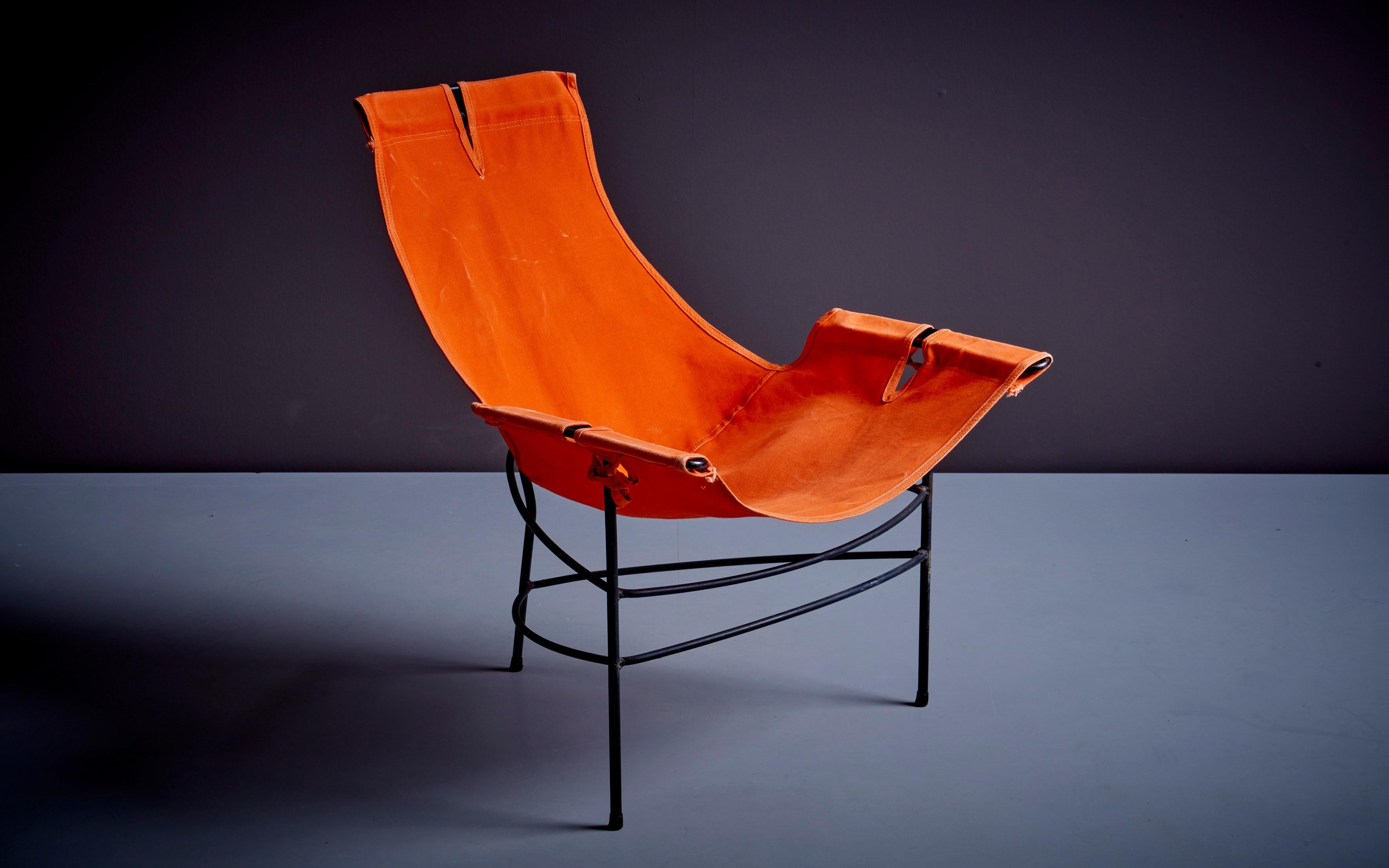 Pair of 2 Lounge Chairs by Jerry Johnson in Orange Canvas, USA, 1950s For Sale 4