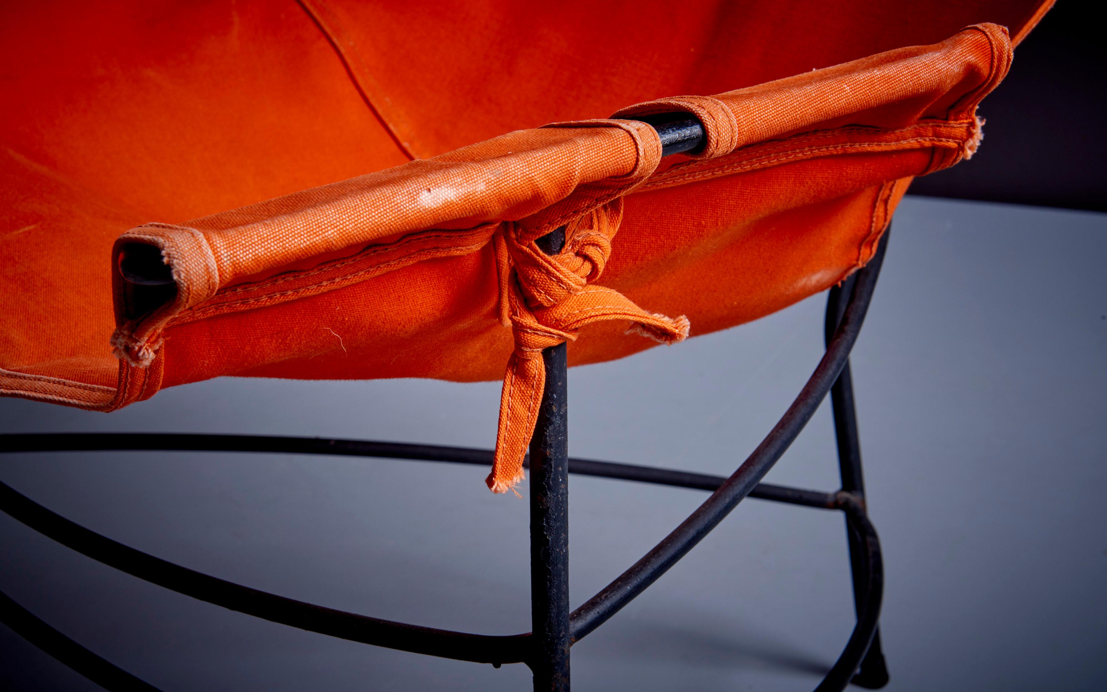 Milieu du XXe siècle Paire de 2 chaises longues en toile orange par Jerry Johnson, États-Unis, années 1950 en vente
