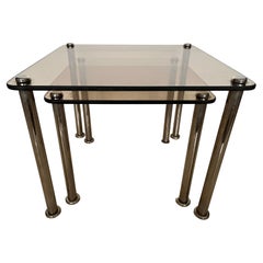 Paire de 2 tables gigognes massives en chrome et verre fumé des années 1980 