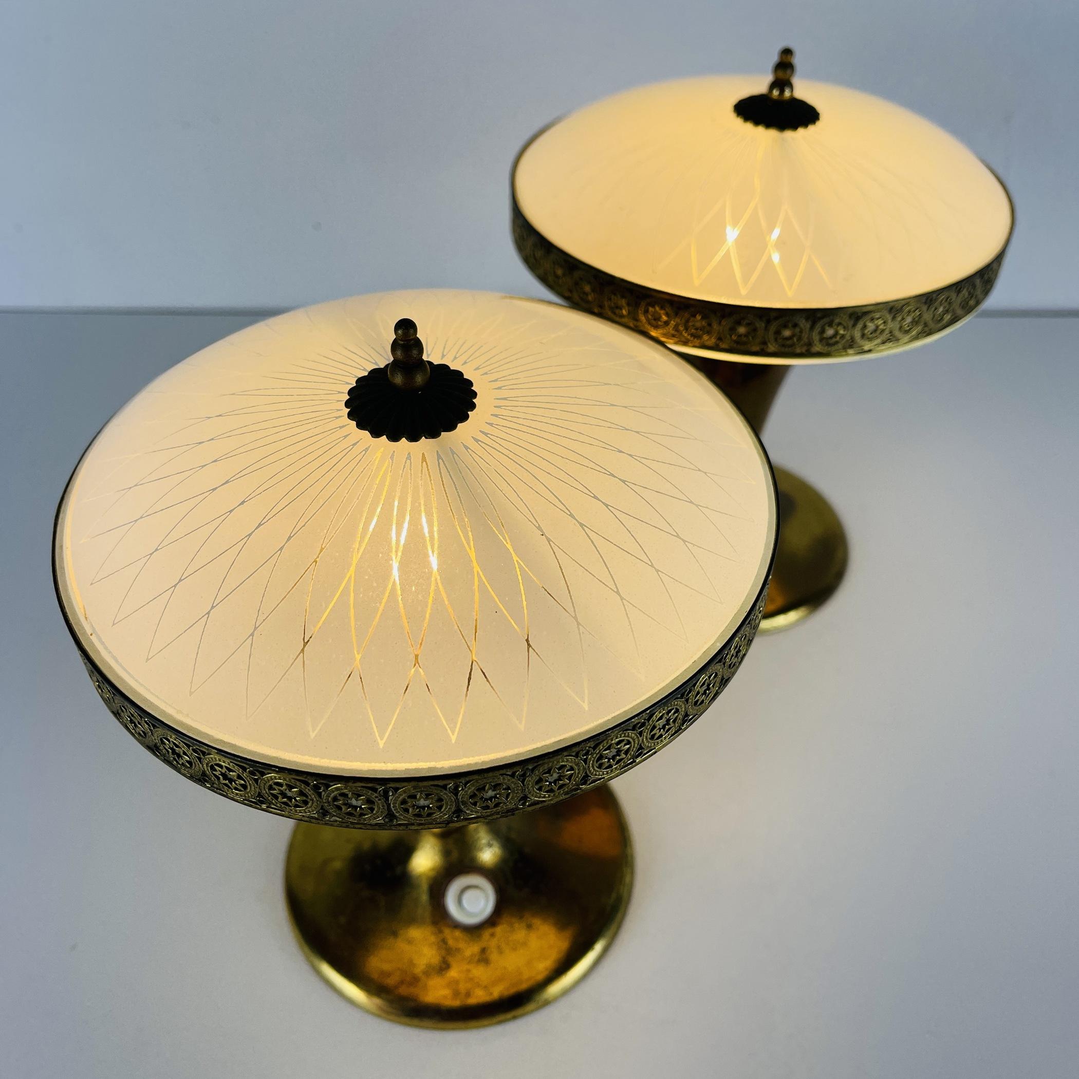 Mid-20th Century Pair of 2 Mid-Century Table Lamps Italy 1950s Space Age Light UFO