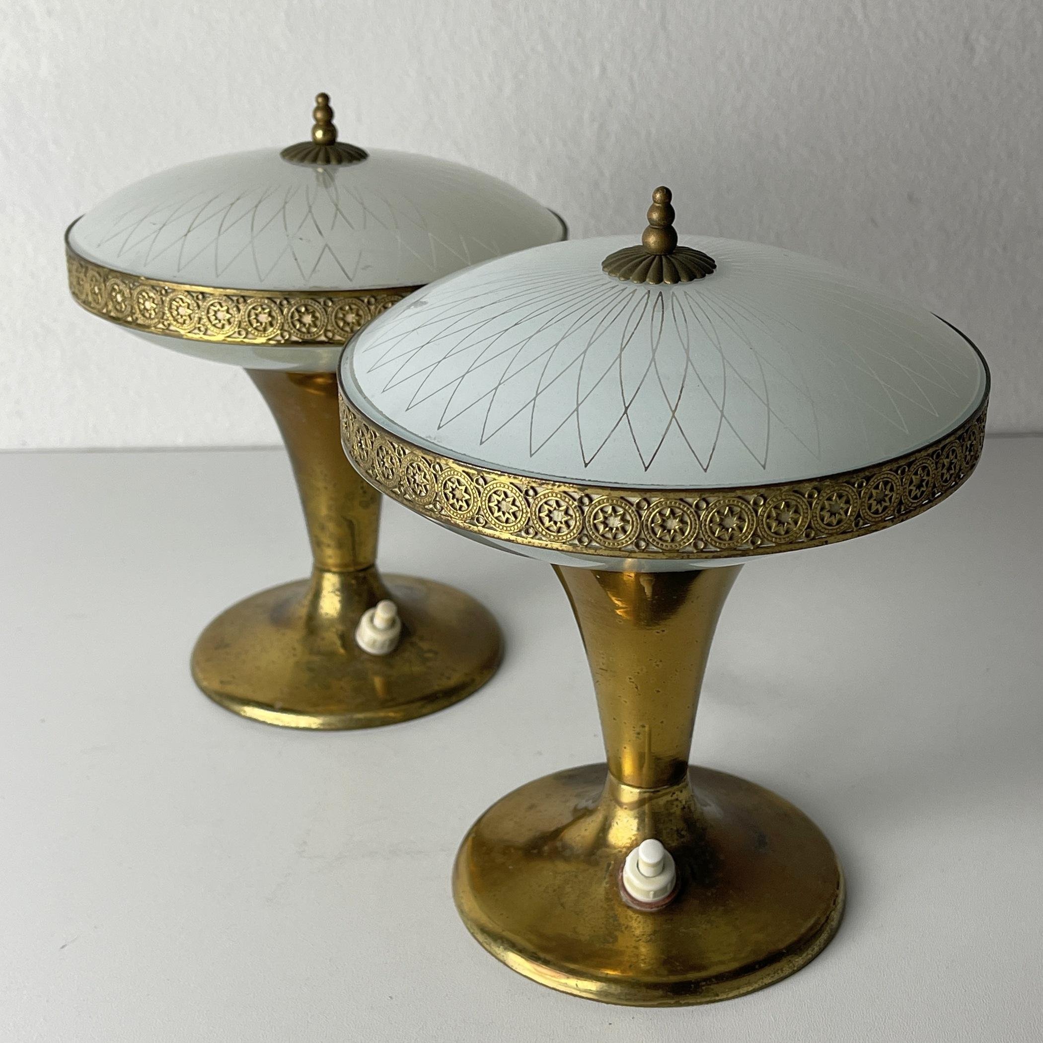 Pair of 2 Mid-Century Table Lamps Italy 1950s Space Age Light UFO 2